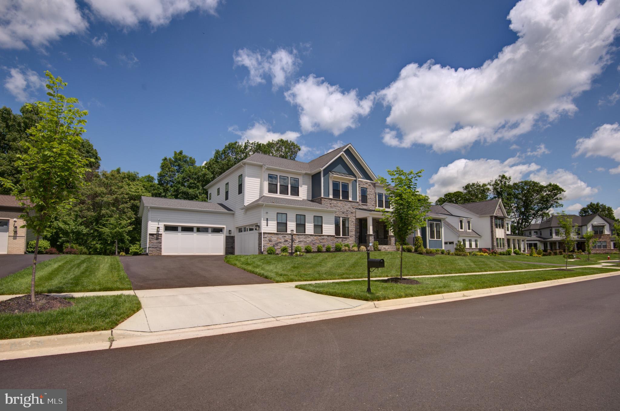 LENAH MILL - Residential