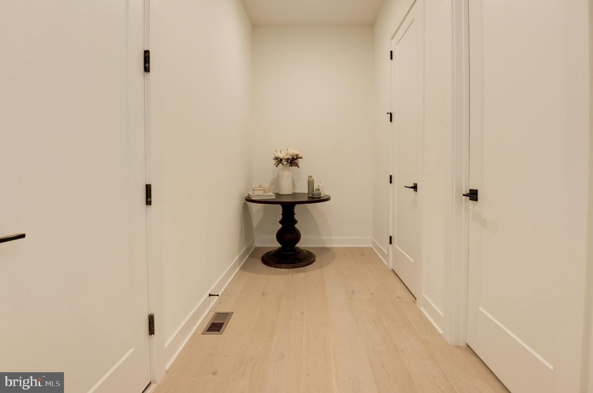 LENAH MILL - Residential