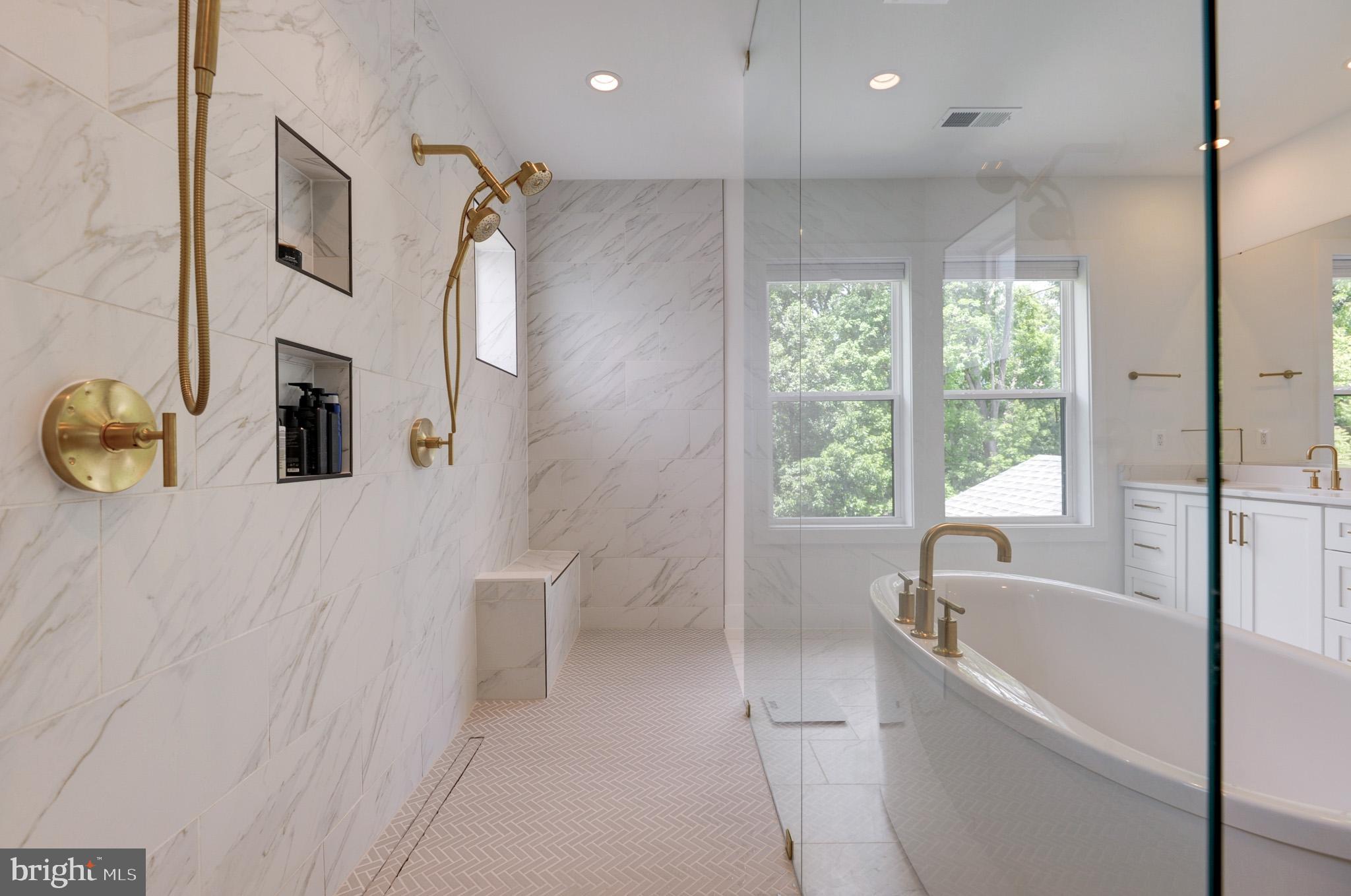 LENAH MILL - Residential