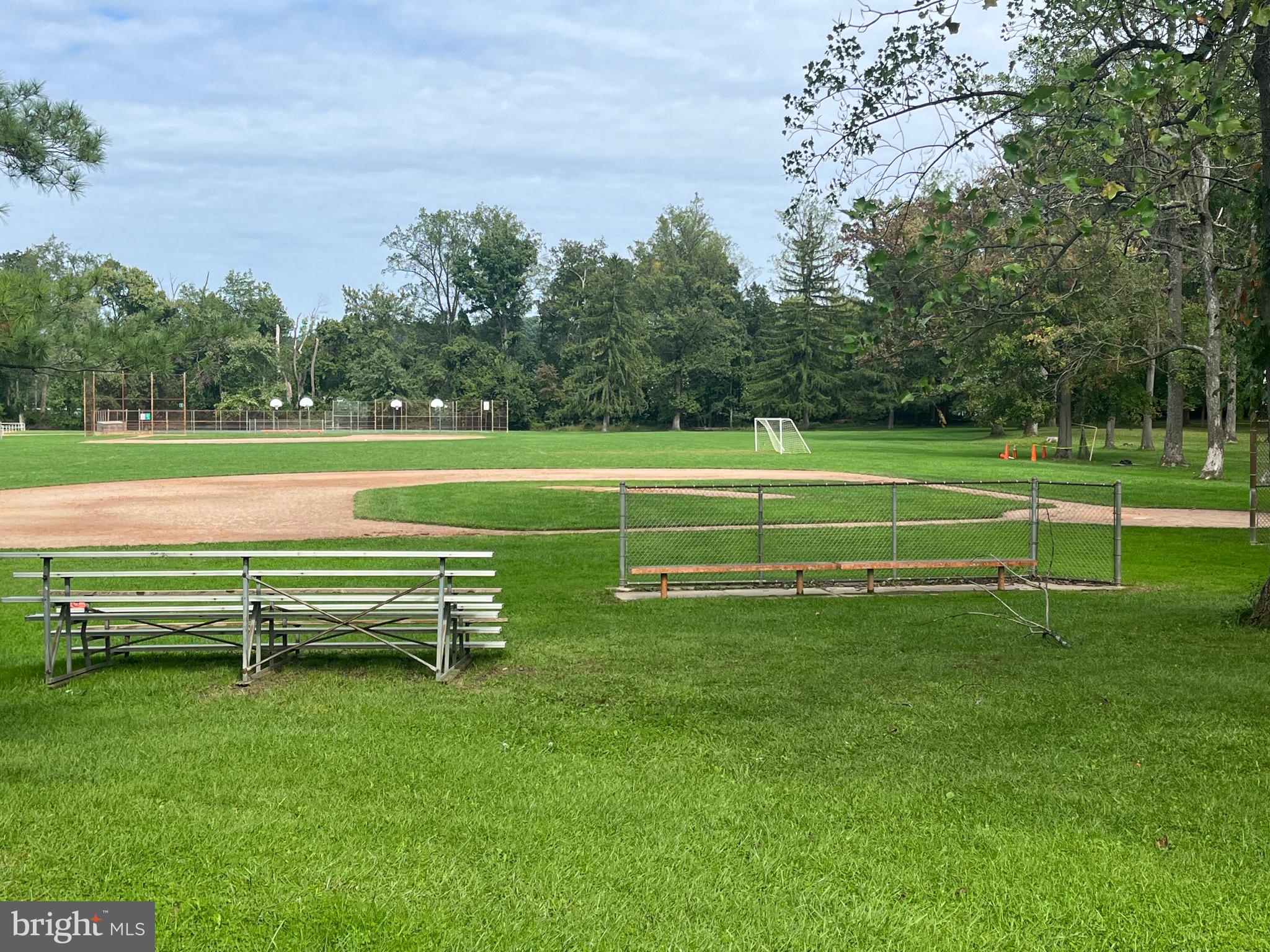 MAYS CHAPEL VILLAGE - Residential Lease