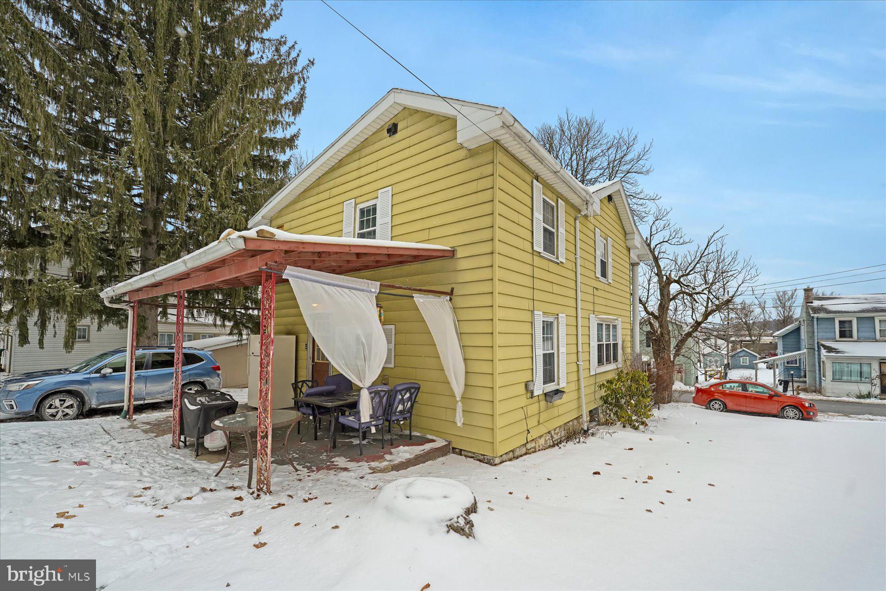 CHESTER HILL - Residential