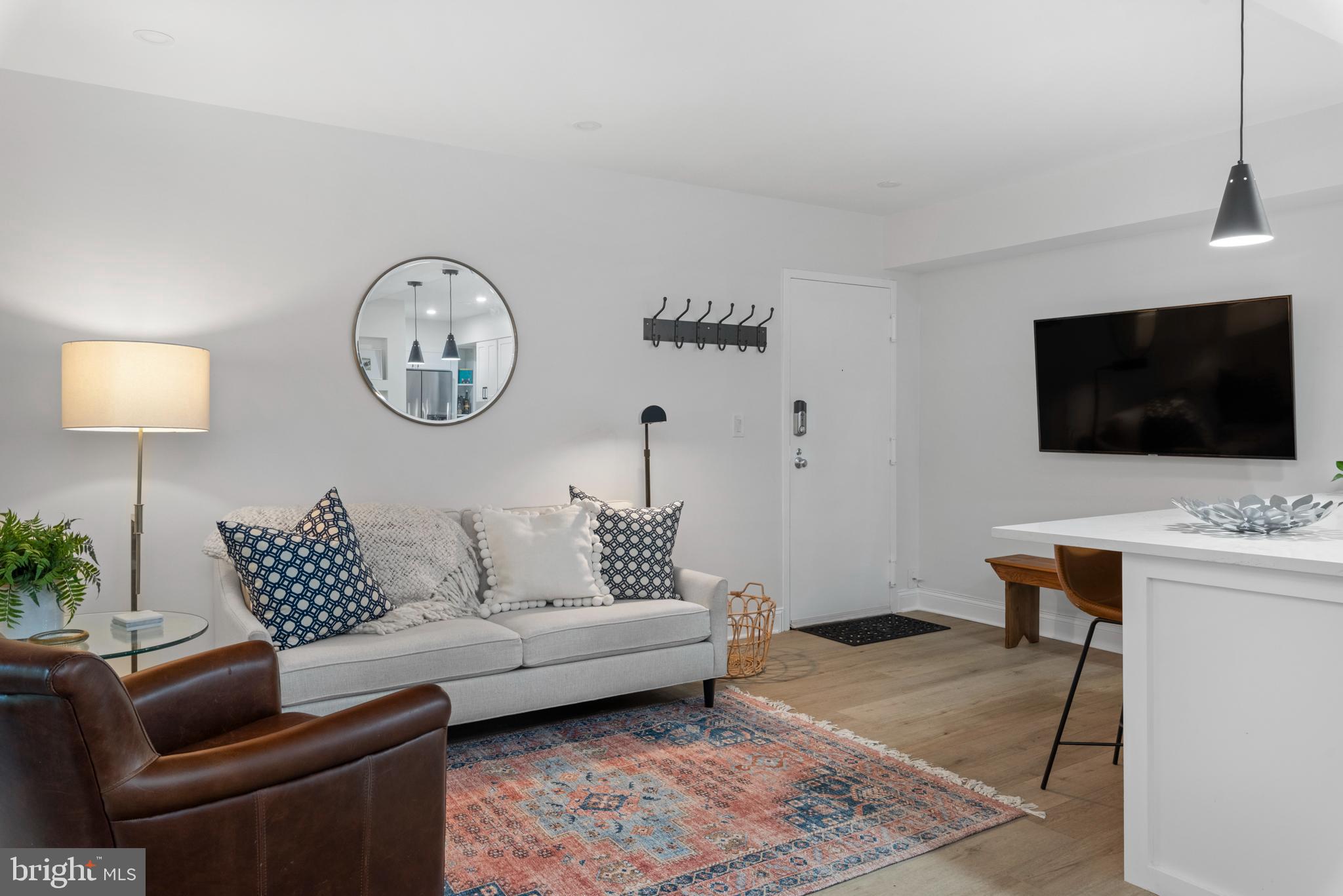 MARINERS COVE - Residential