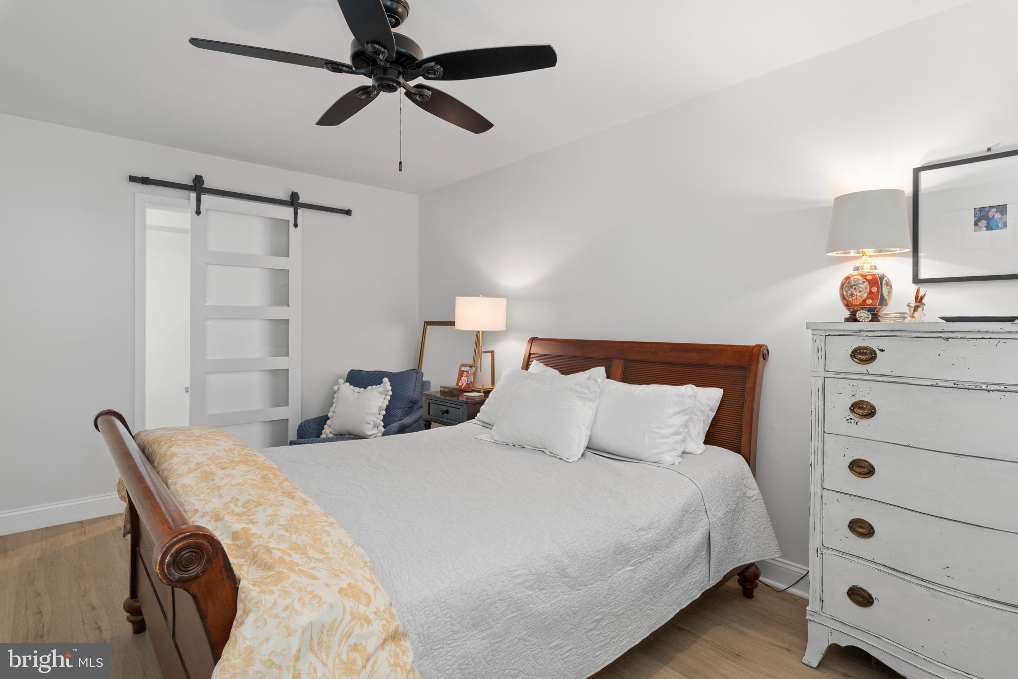 MARINERS COVE - Residential