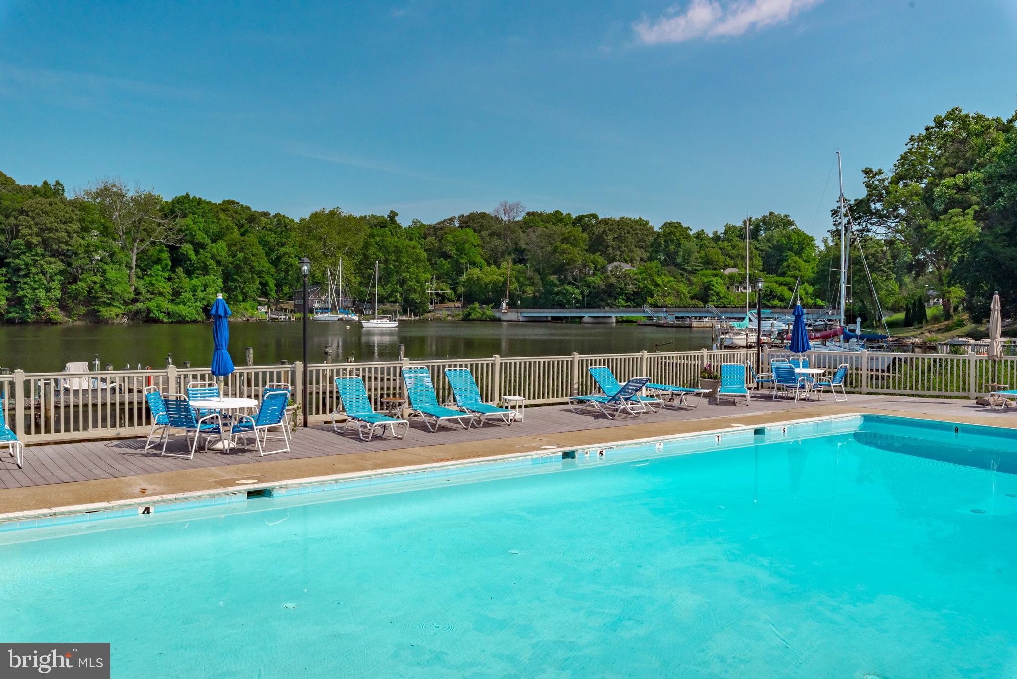 MARINERS COVE - Residential