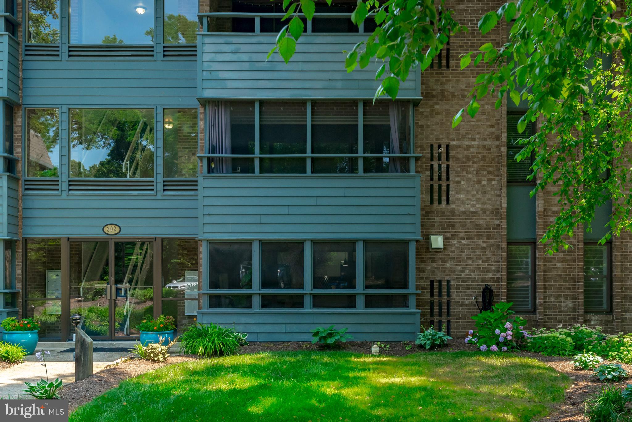 MARINERS COVE - Residential