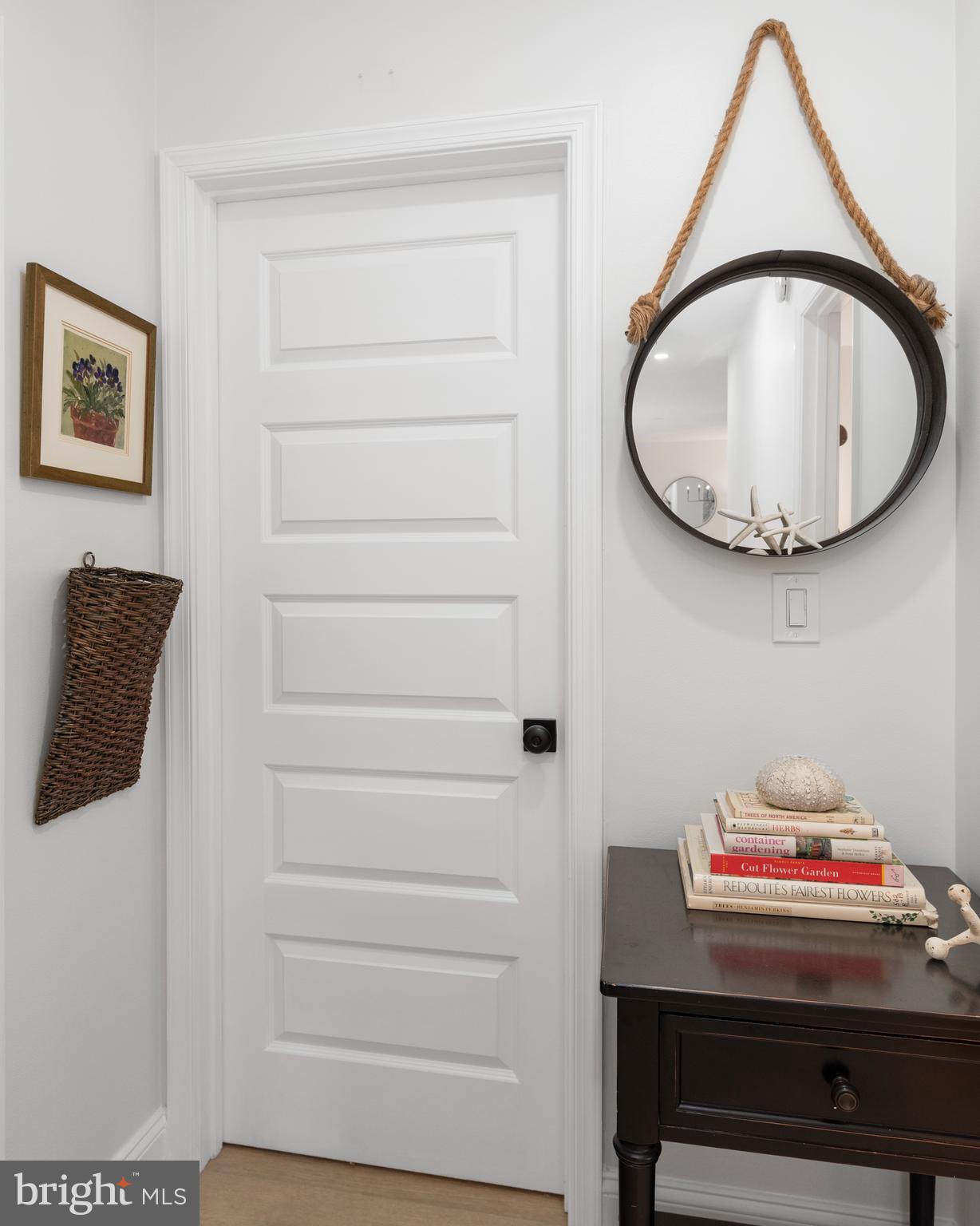 MARINERS COVE - Residential