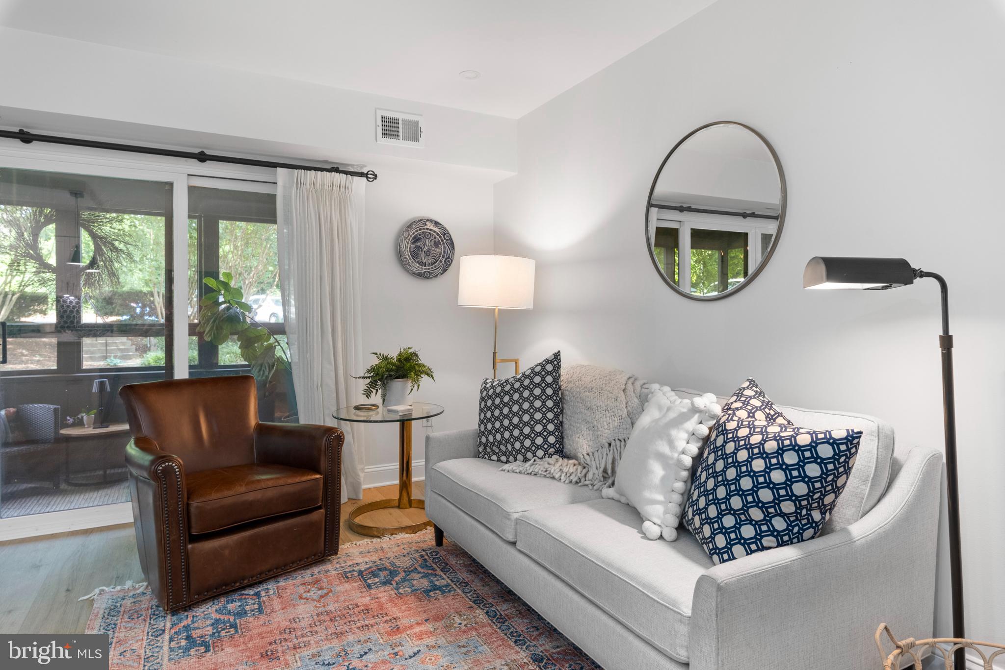 MARINERS COVE - Residential