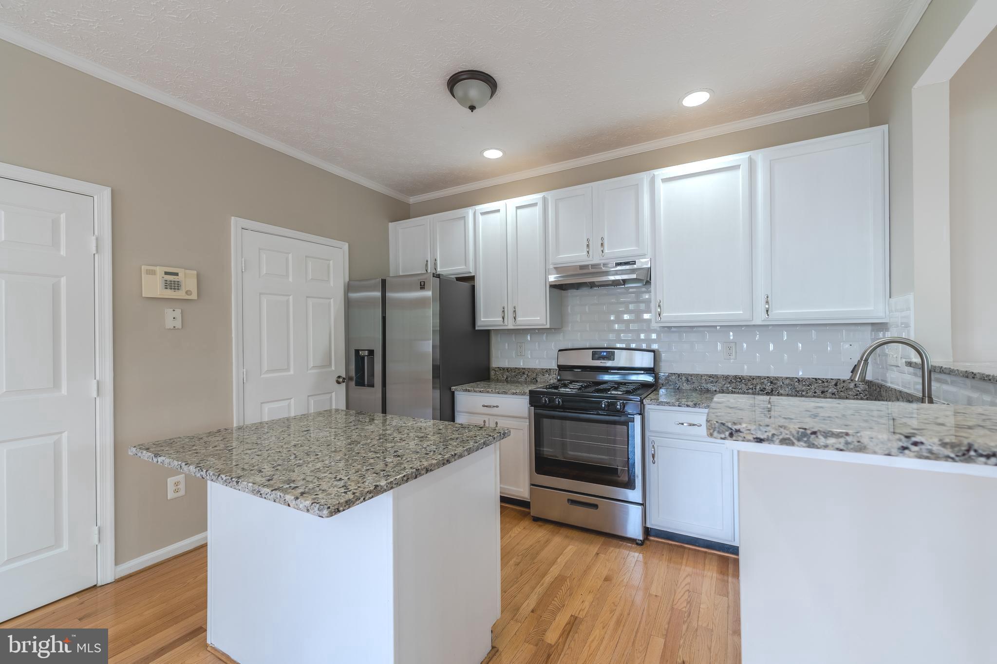 SEVEN OAKS - Residential