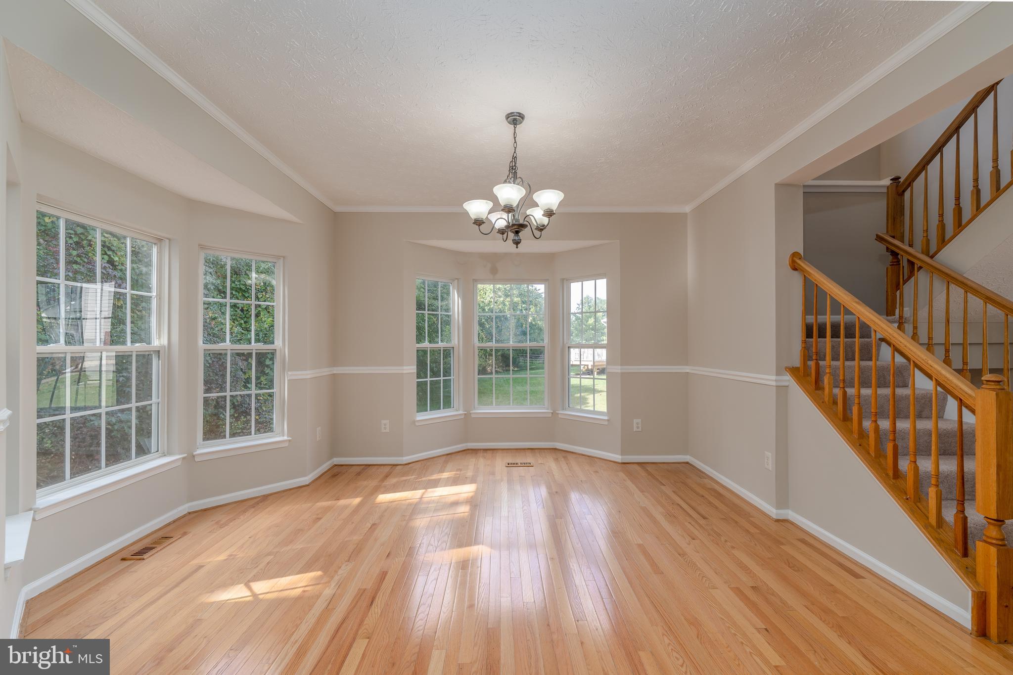 SEVEN OAKS - Residential