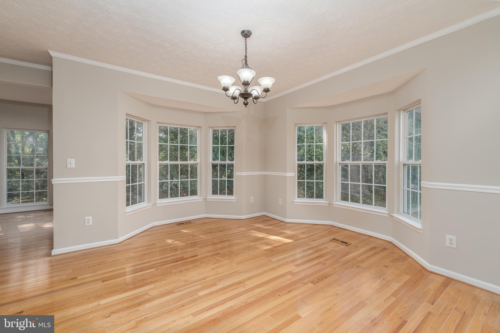 SEVEN OAKS - Residential