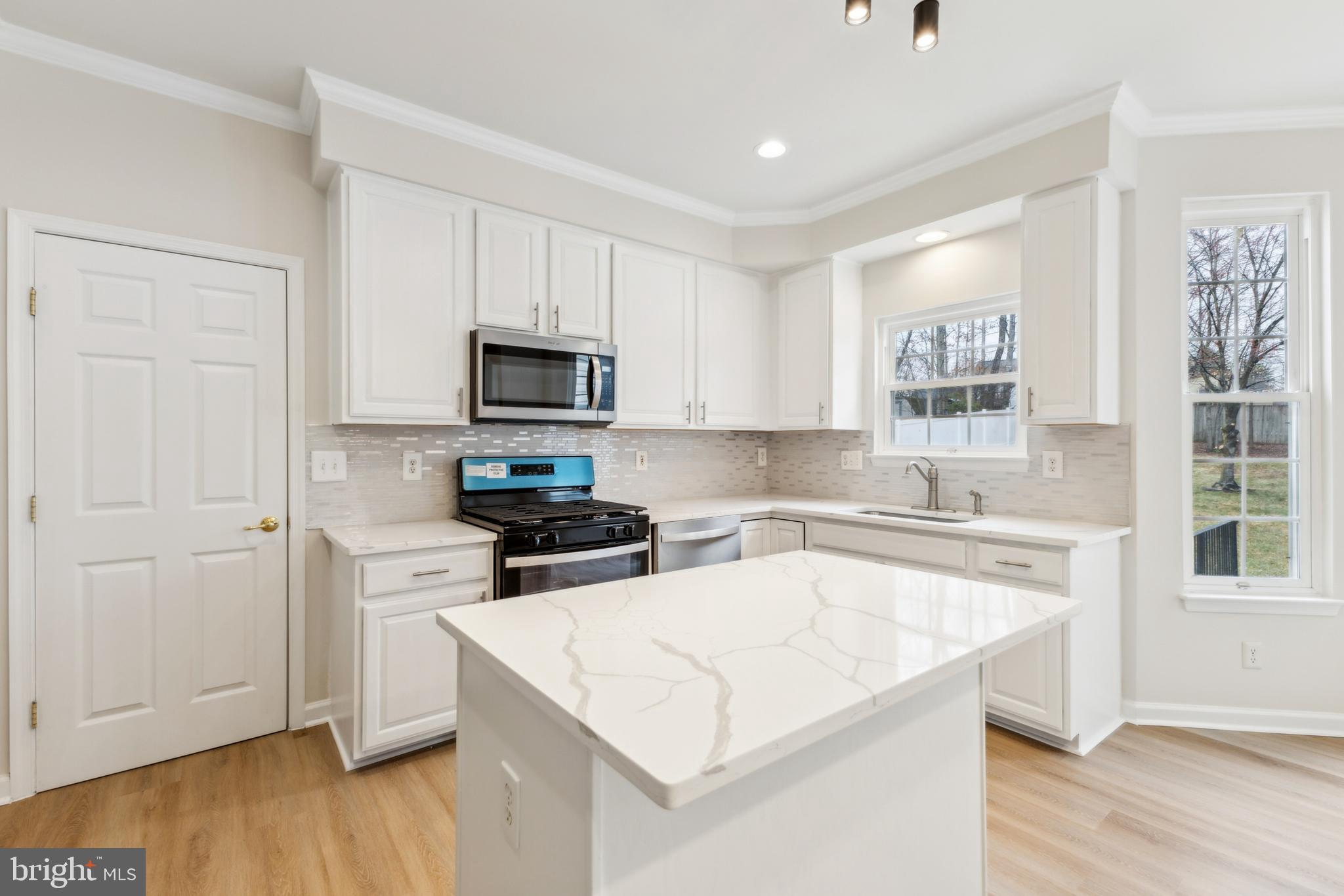 DALE CITY - Residential