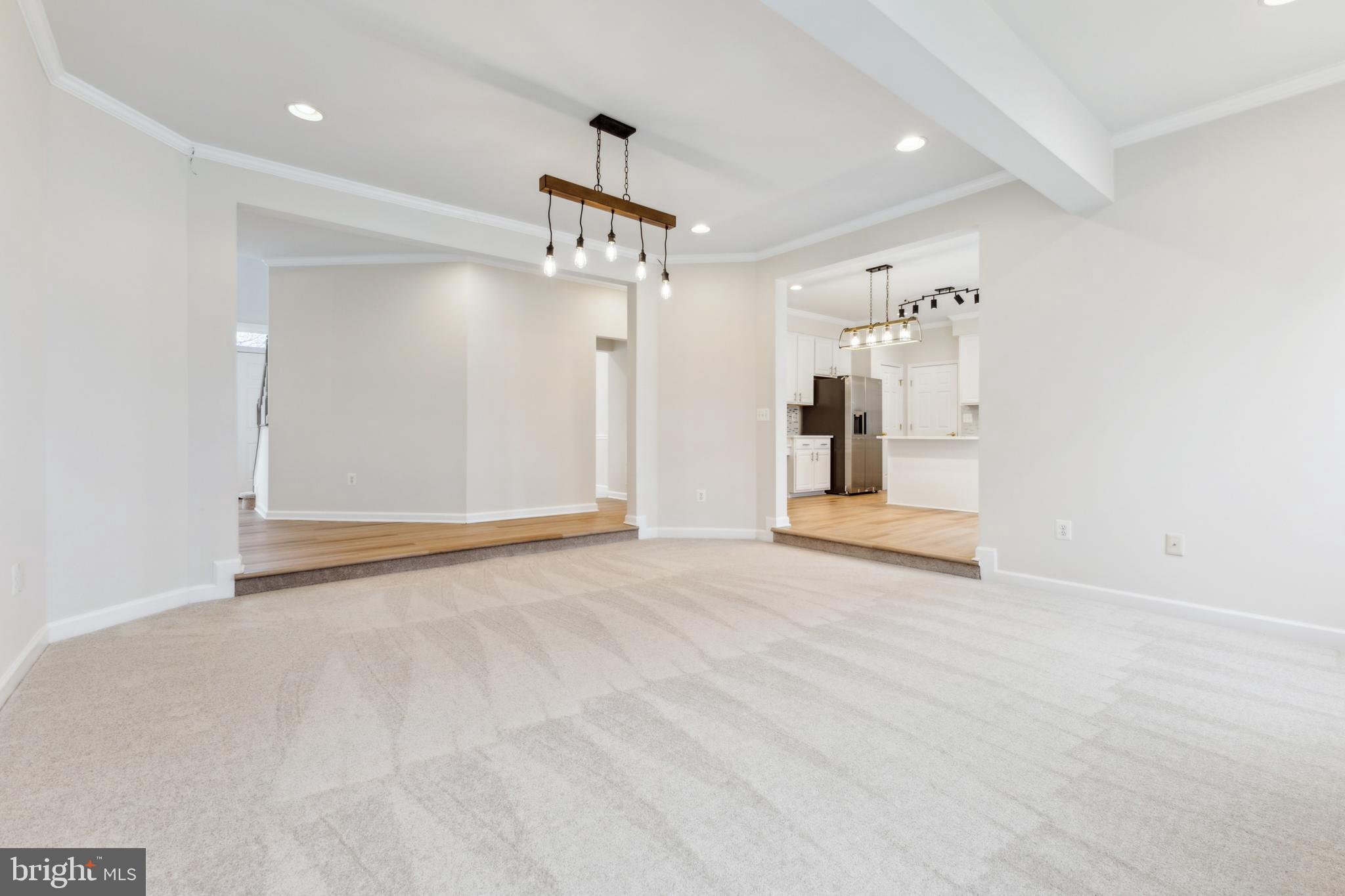 DALE CITY - Residential