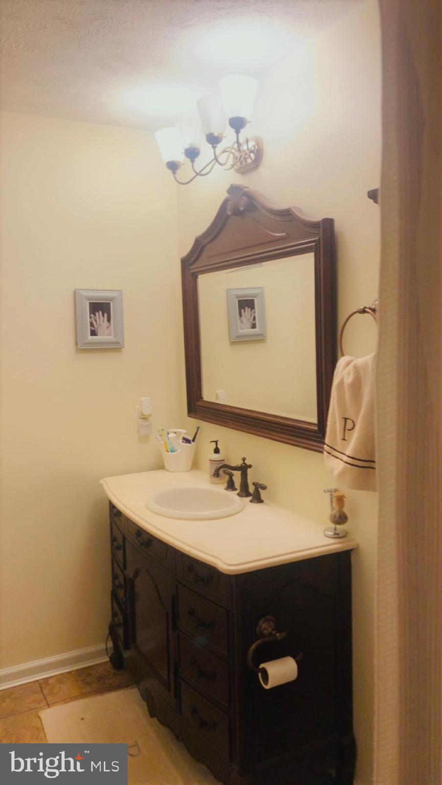 SHIPPENSBURG - Residential