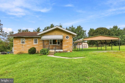 Homes For Sale - 255 Nelson Street<br/> MOUNT JACKSON, VA 22842