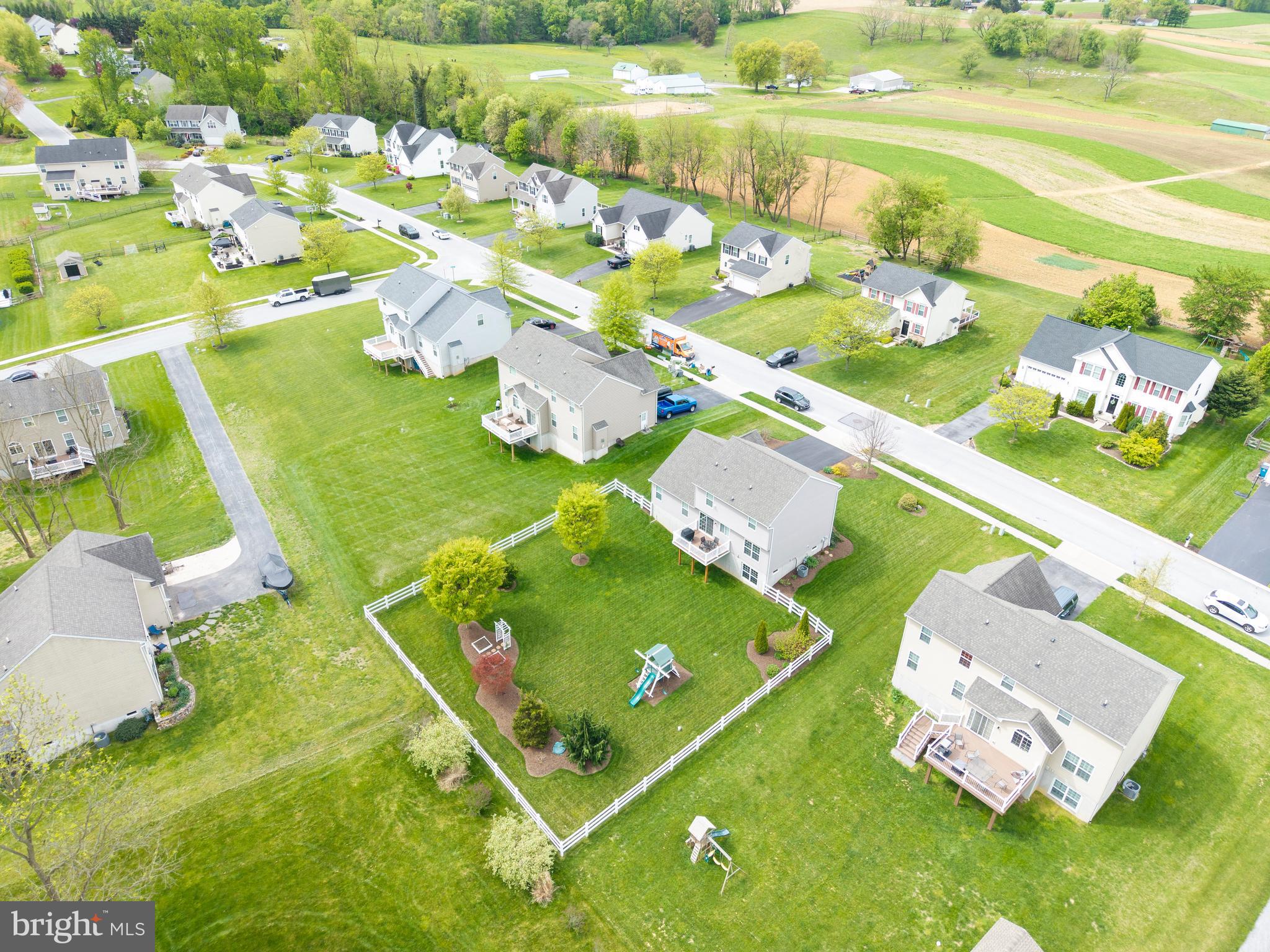 THE ESTATES AT TWEED - Residential