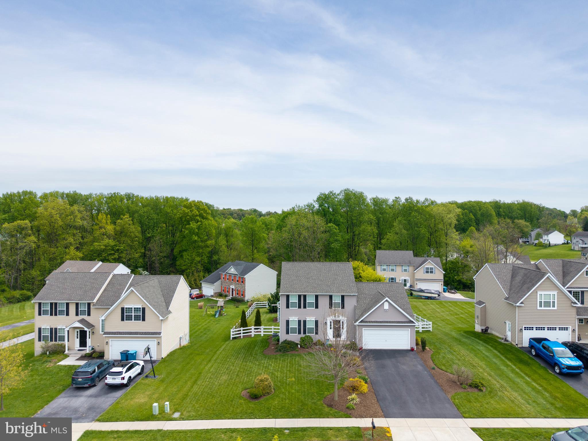 THE ESTATES AT TWEED - Residential