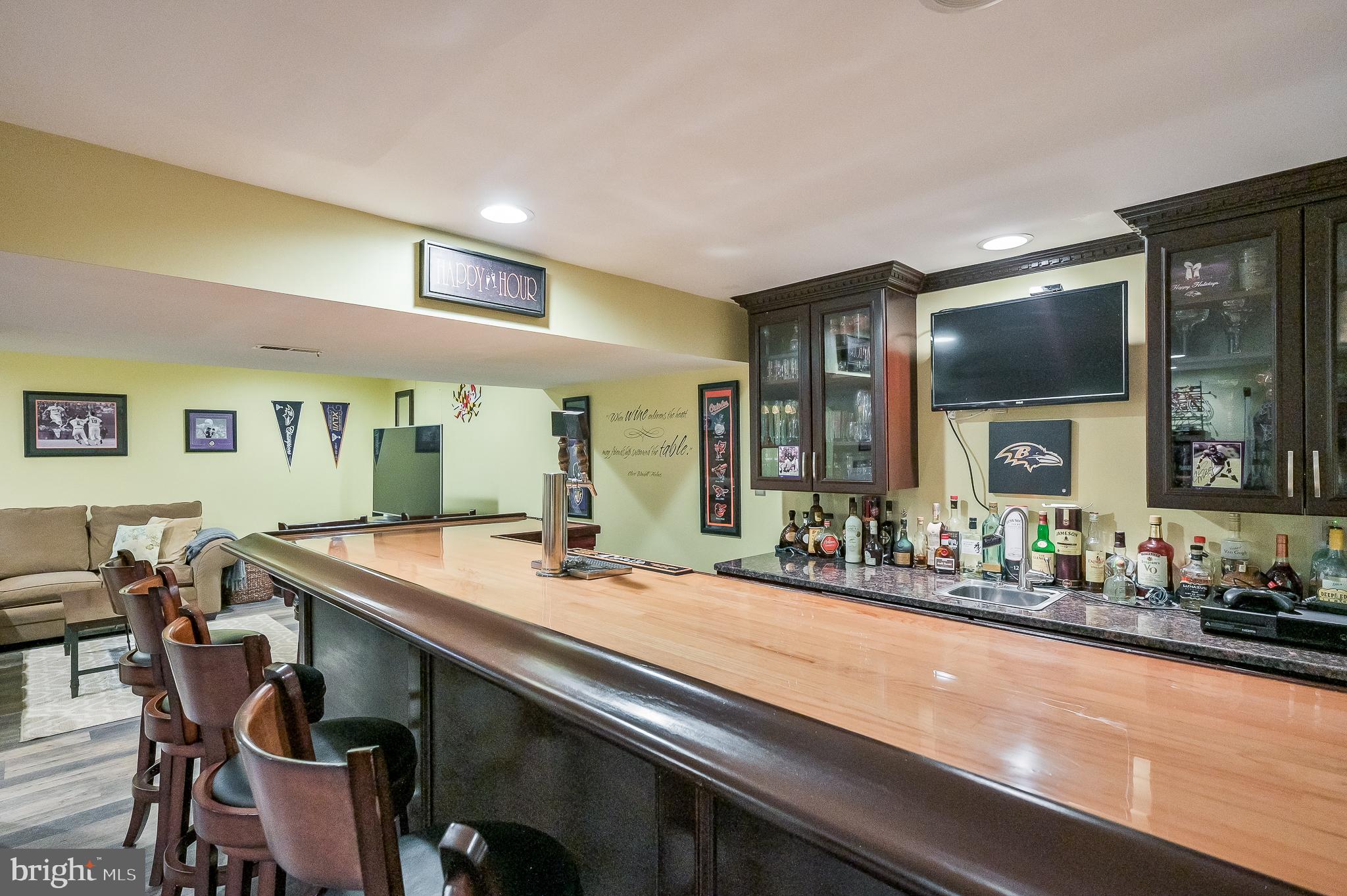 WOODLAND HILLS - Residential