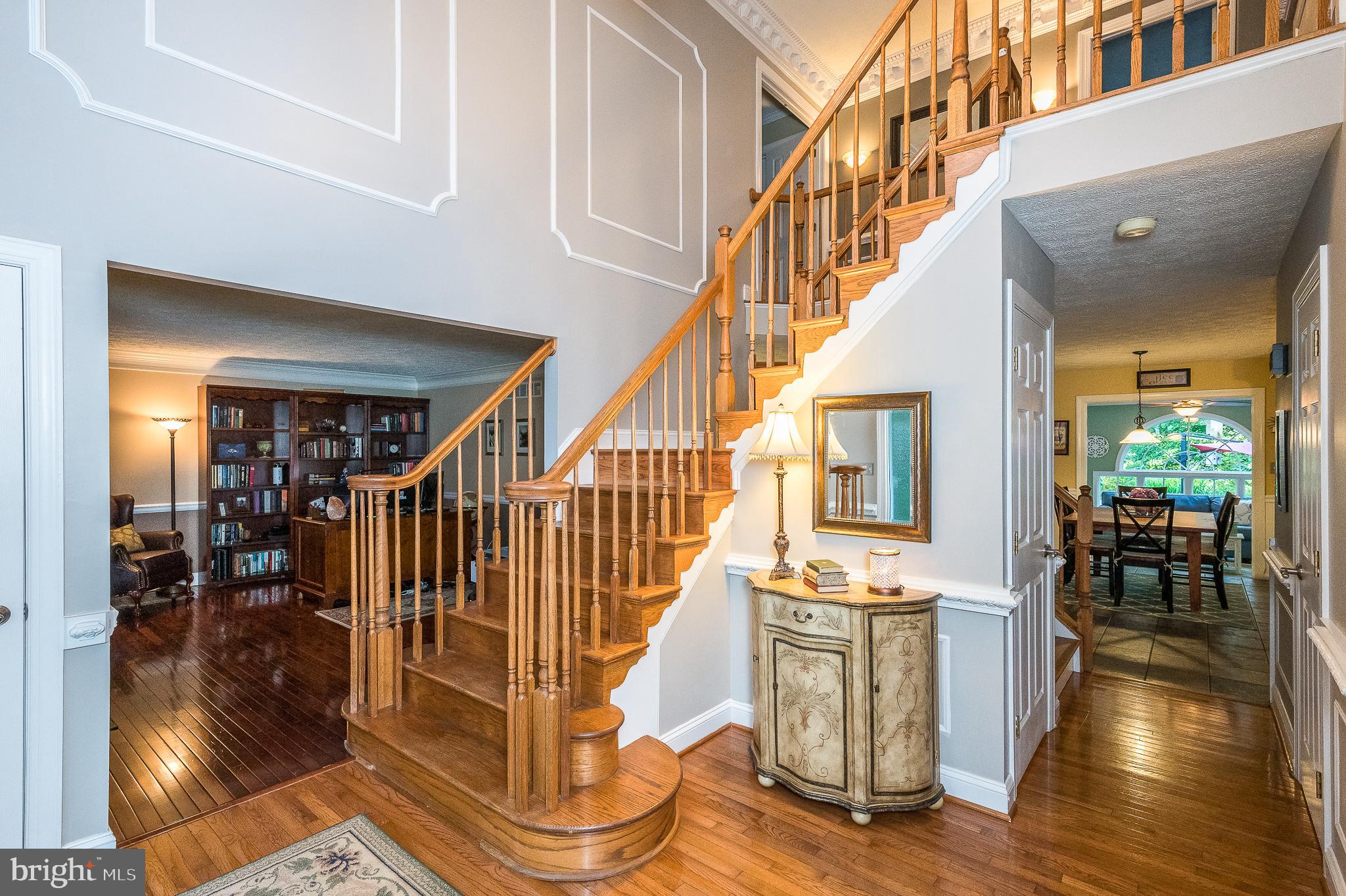 WOODLAND HILLS - Residential