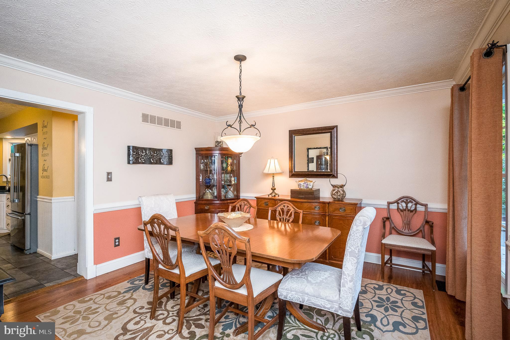 WOODLAND HILLS - Residential