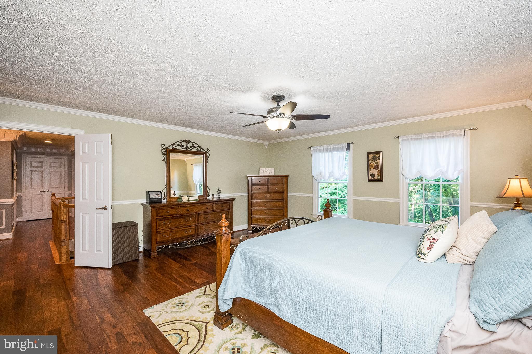 WOODLAND HILLS - Residential