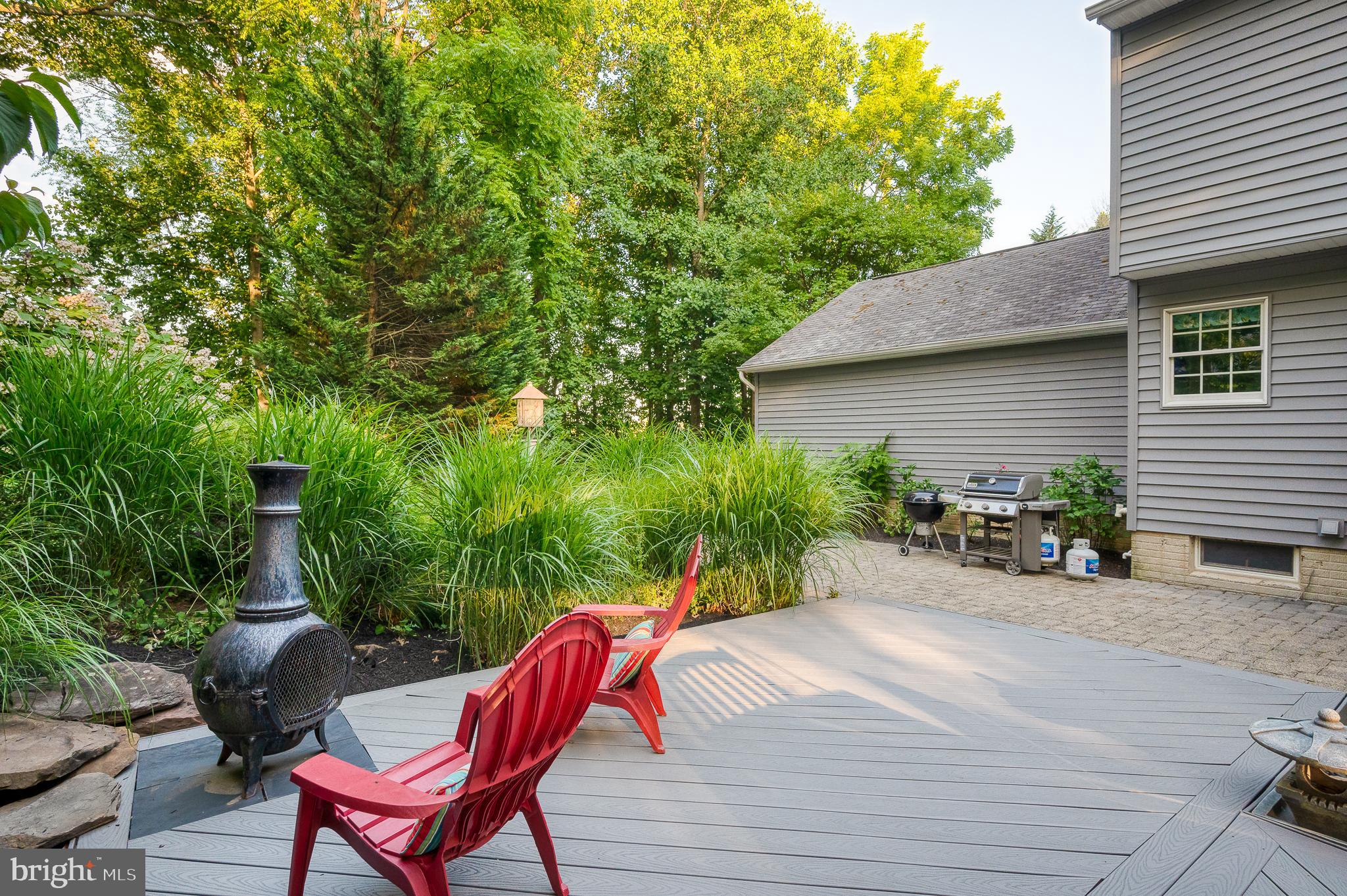 WOODLAND HILLS - Residential