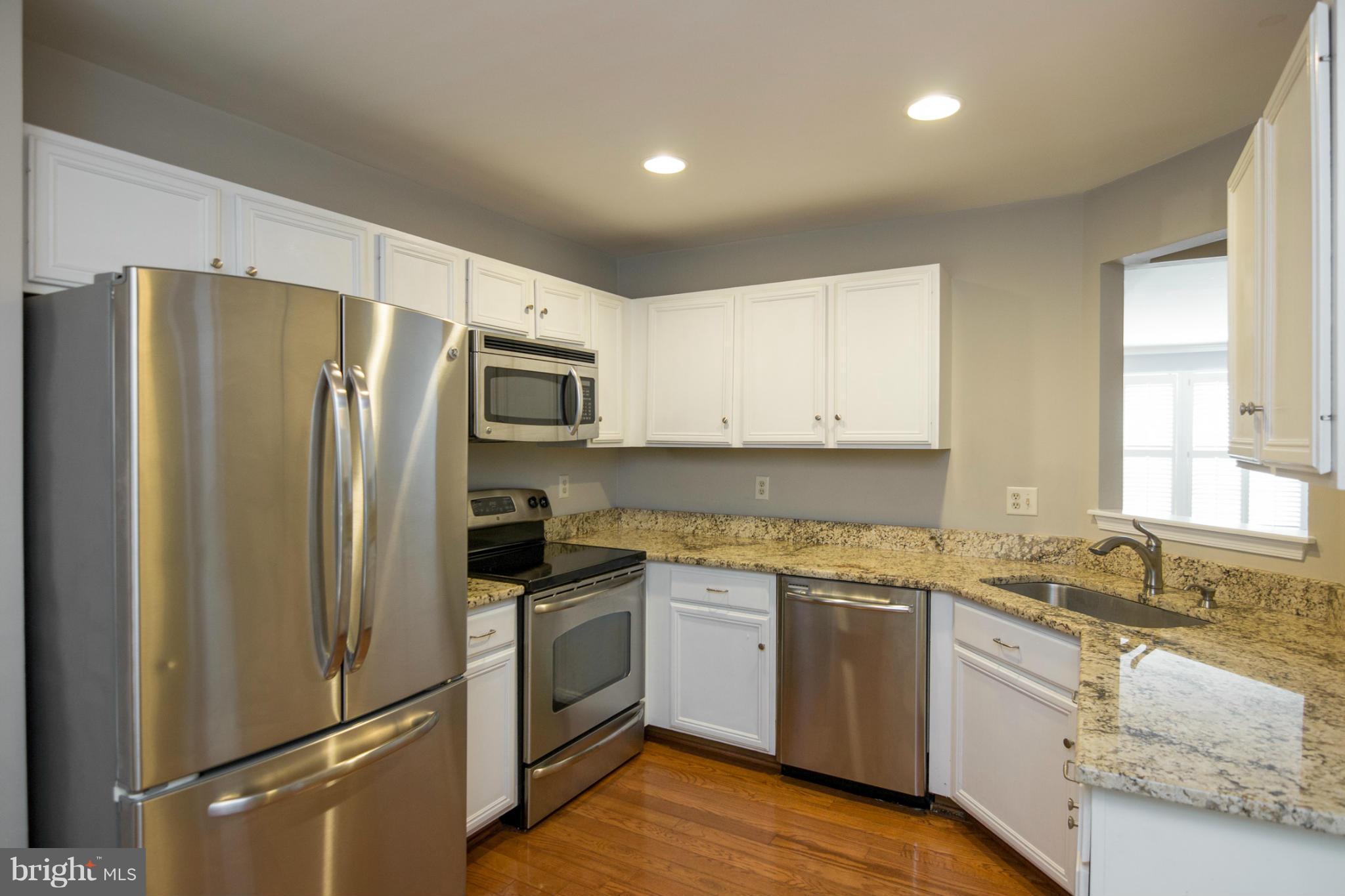 BEECHWOOD HILL - Residential