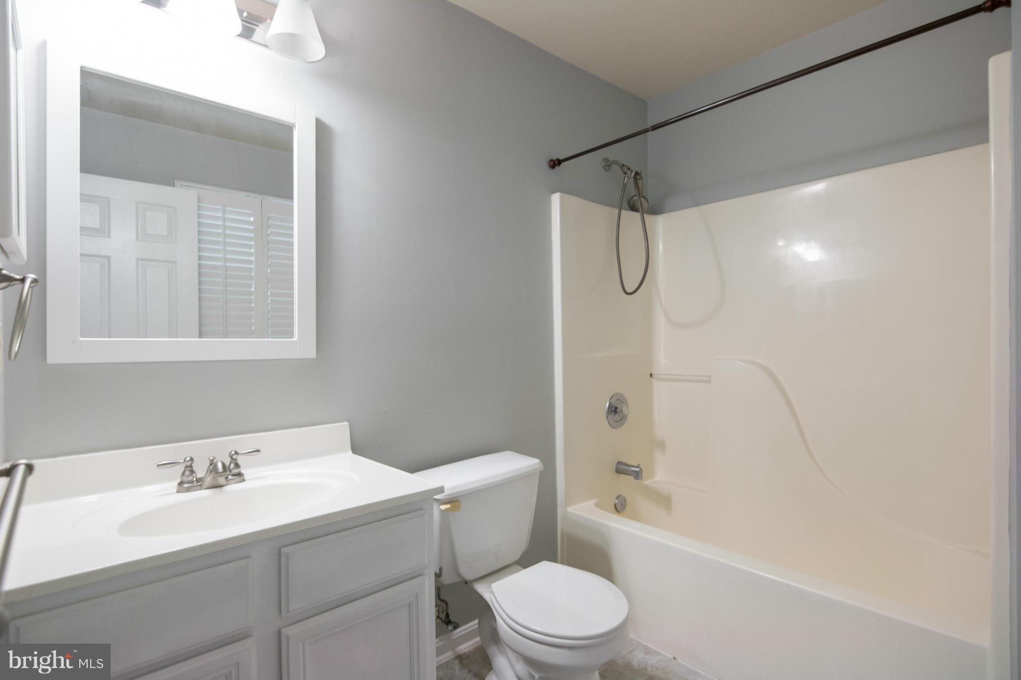 BEECHWOOD HILL - Residential