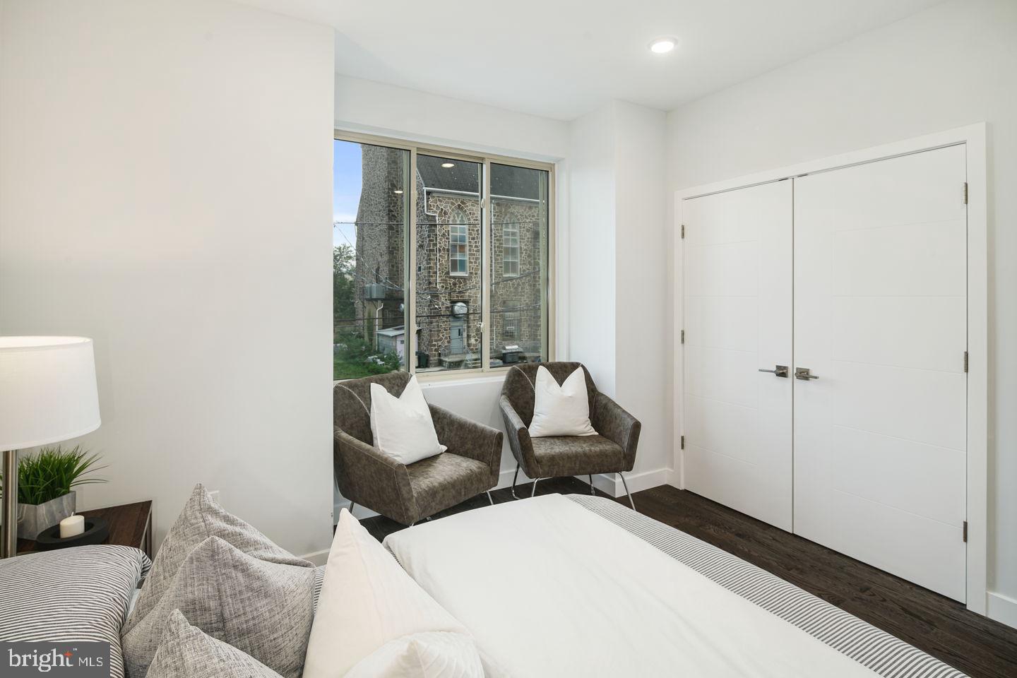 LUDLOW - Residential Income