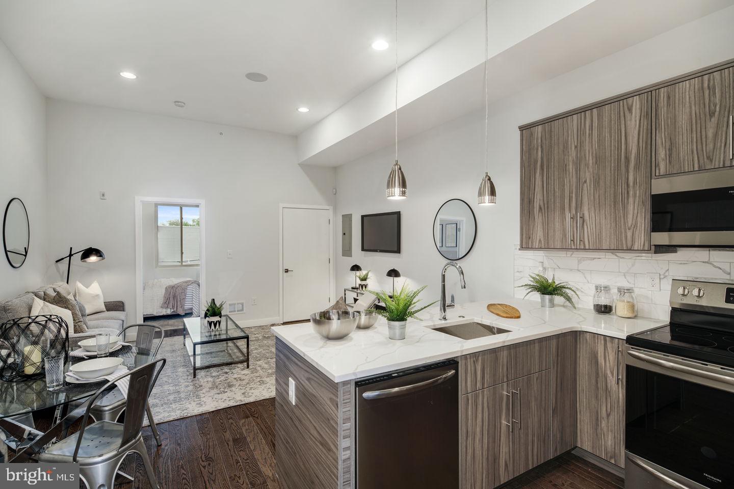 LUDLOW - Residential Income