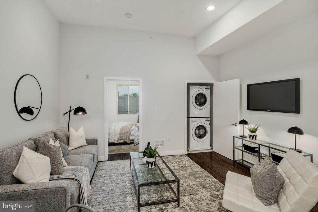 Photo of 627 W Oxford Street, PHILADELPHIA, PA 19122 (MLS # PAPH2577004)