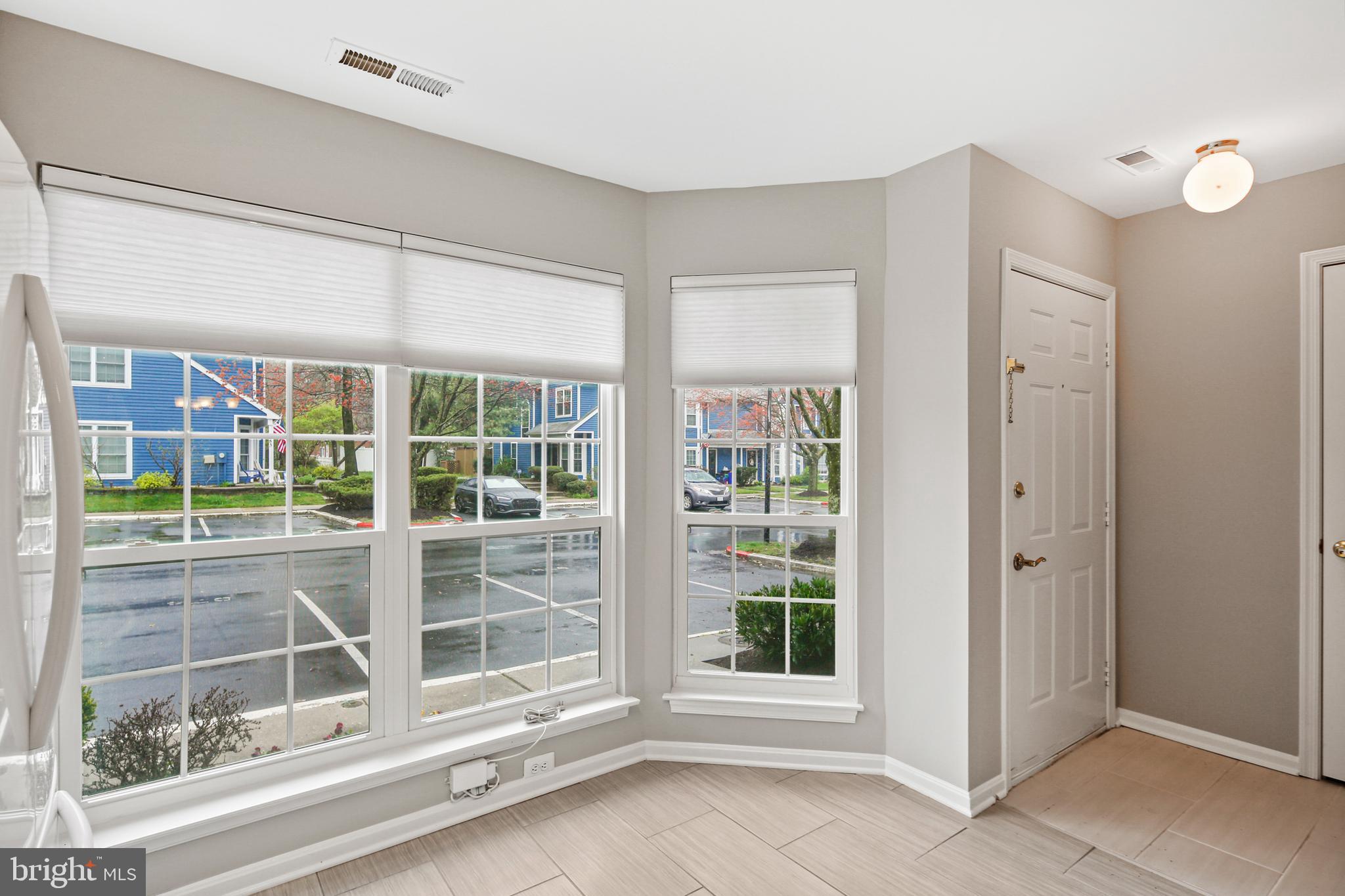 MARINERS LANDING - Residential