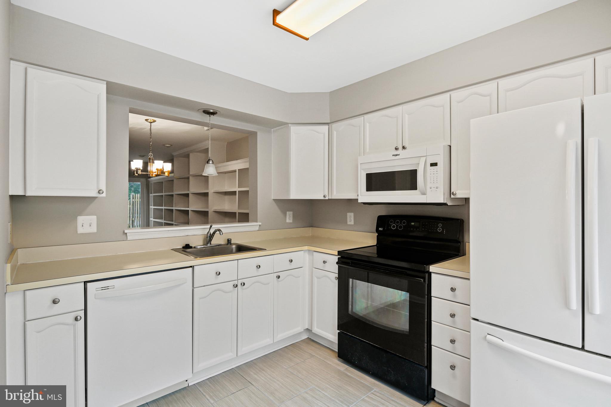 MARINERS LANDING - Residential