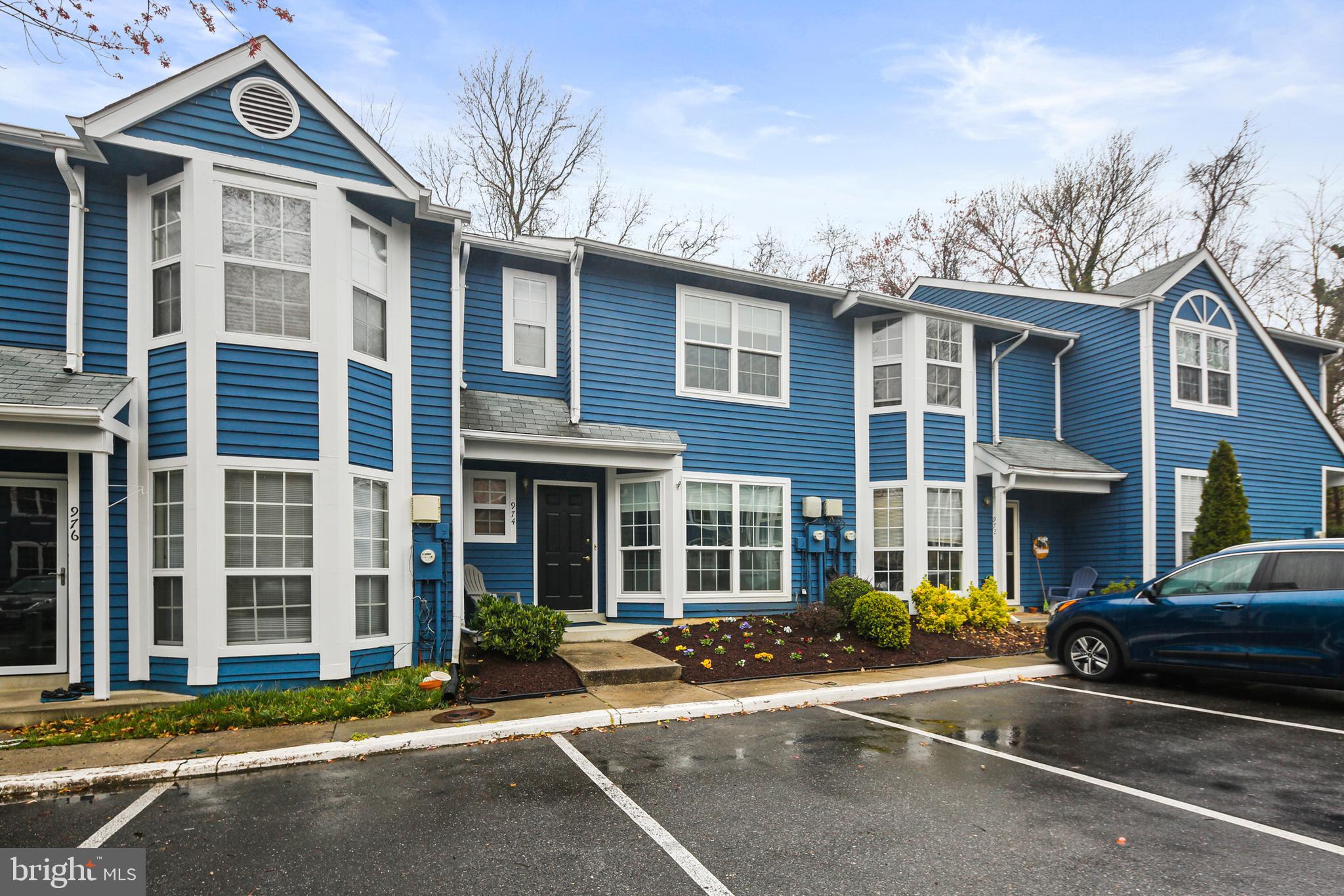 MARINERS LANDING - Residential