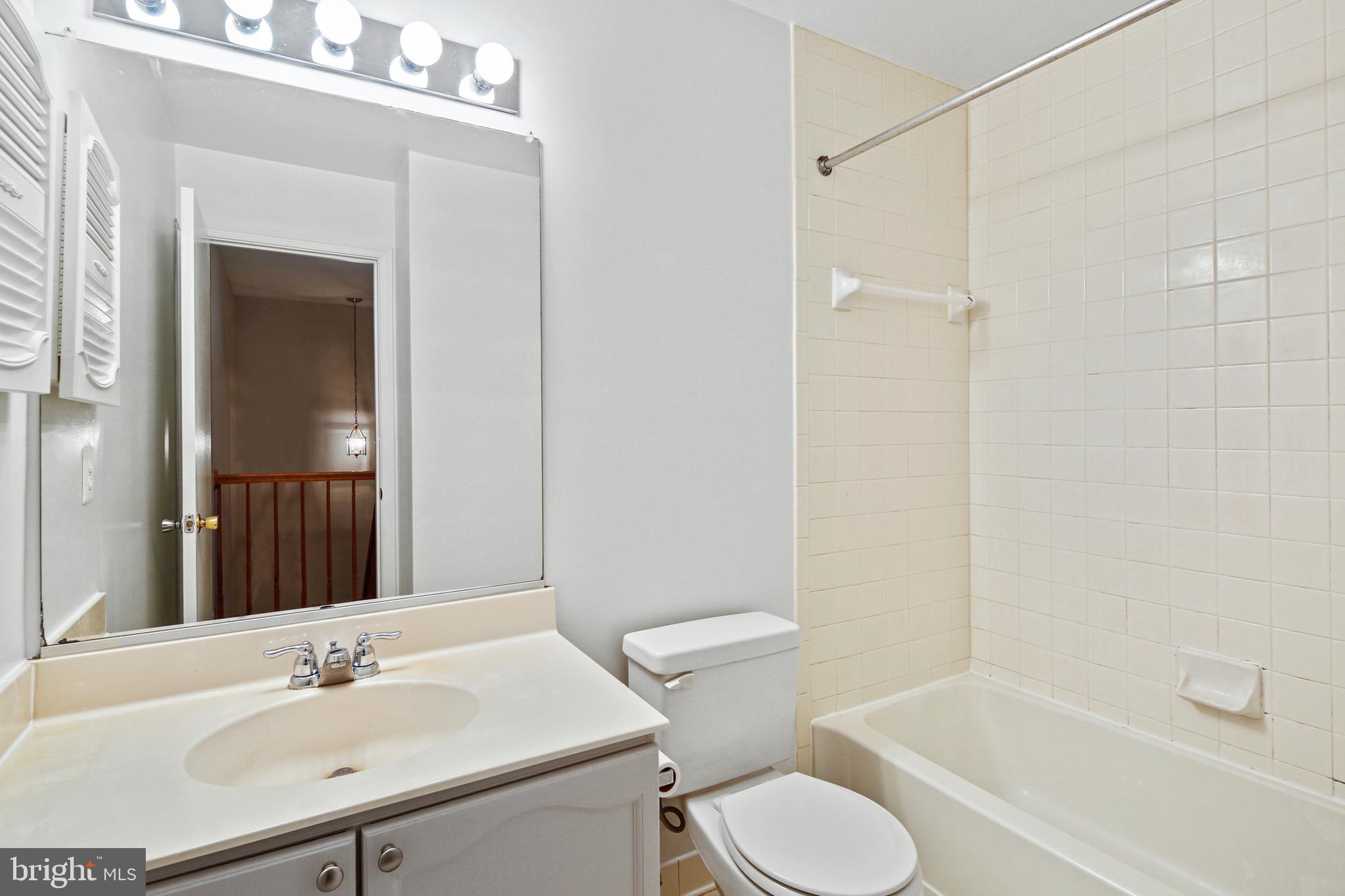 MARINERS LANDING - Residential