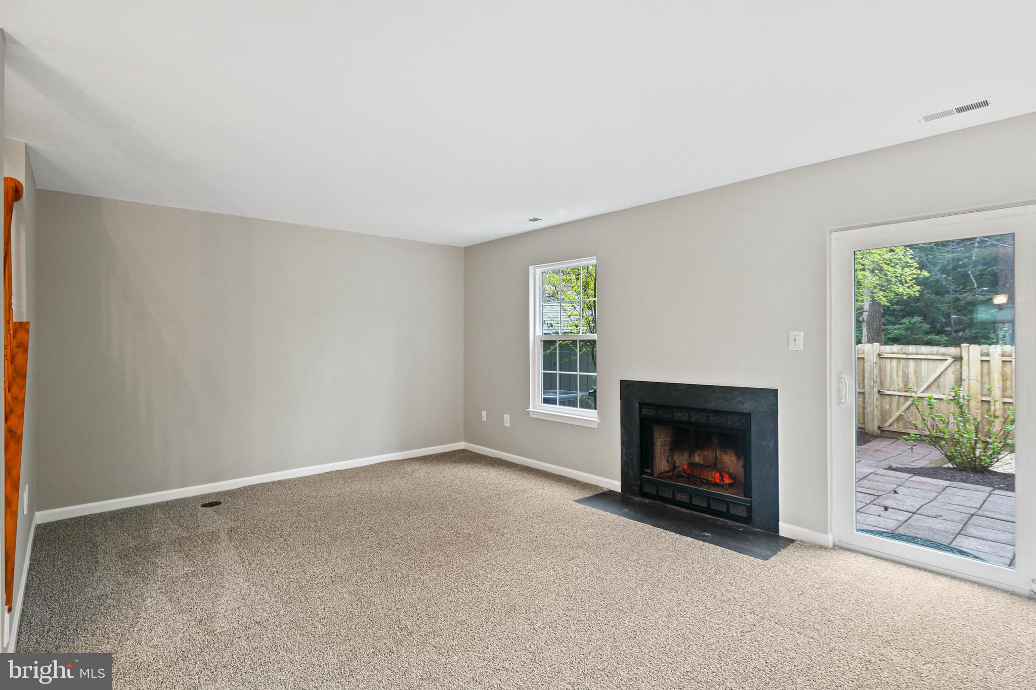 MARINERS LANDING - Residential