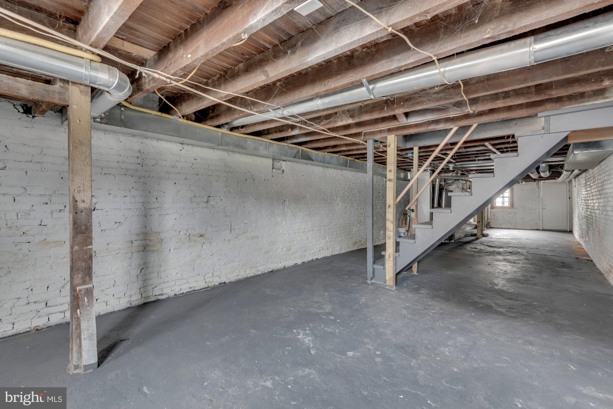 EAST BALTIMORE MIDWAY - Residential Lease