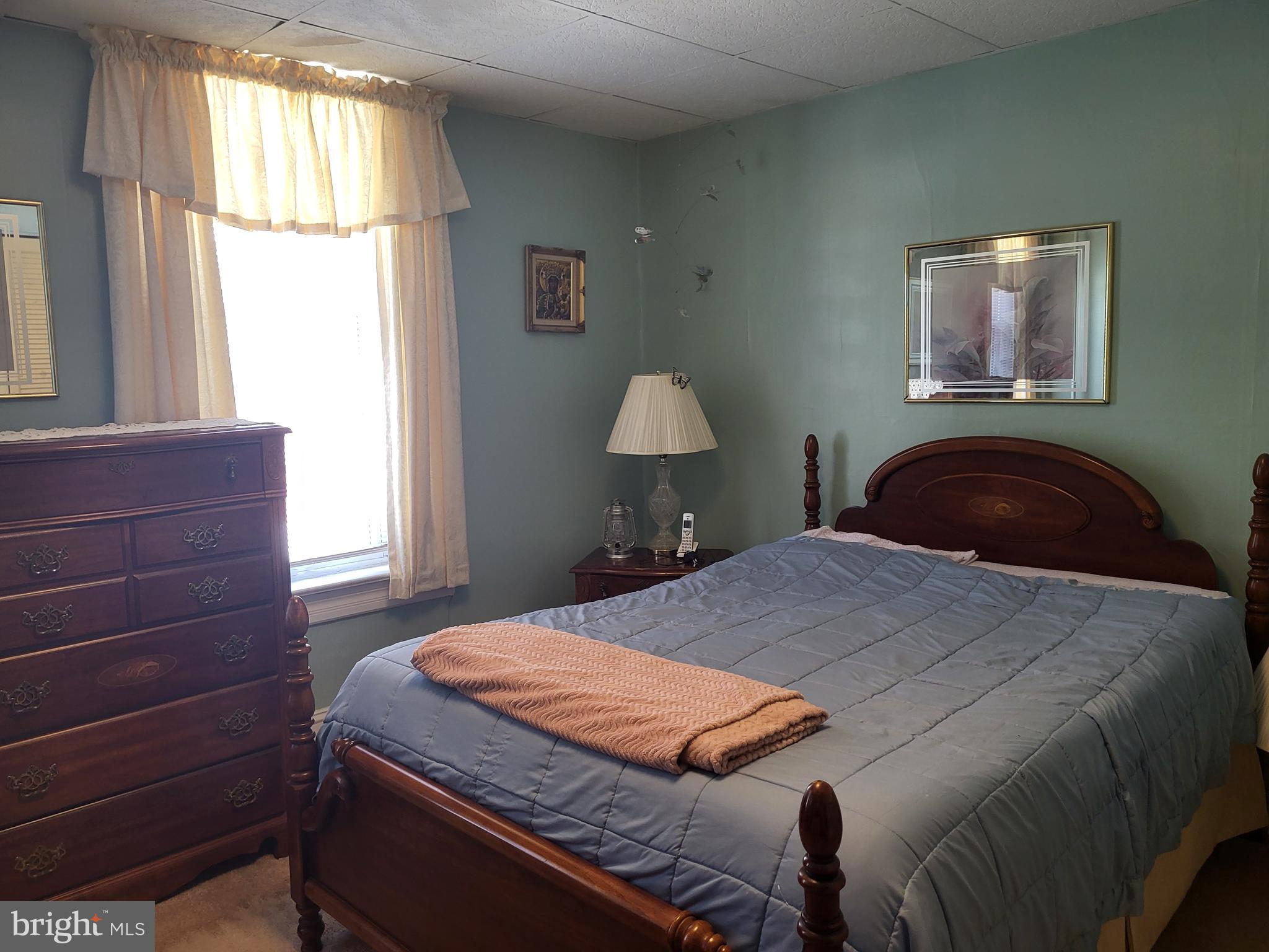 POTTSVILLE - Residential