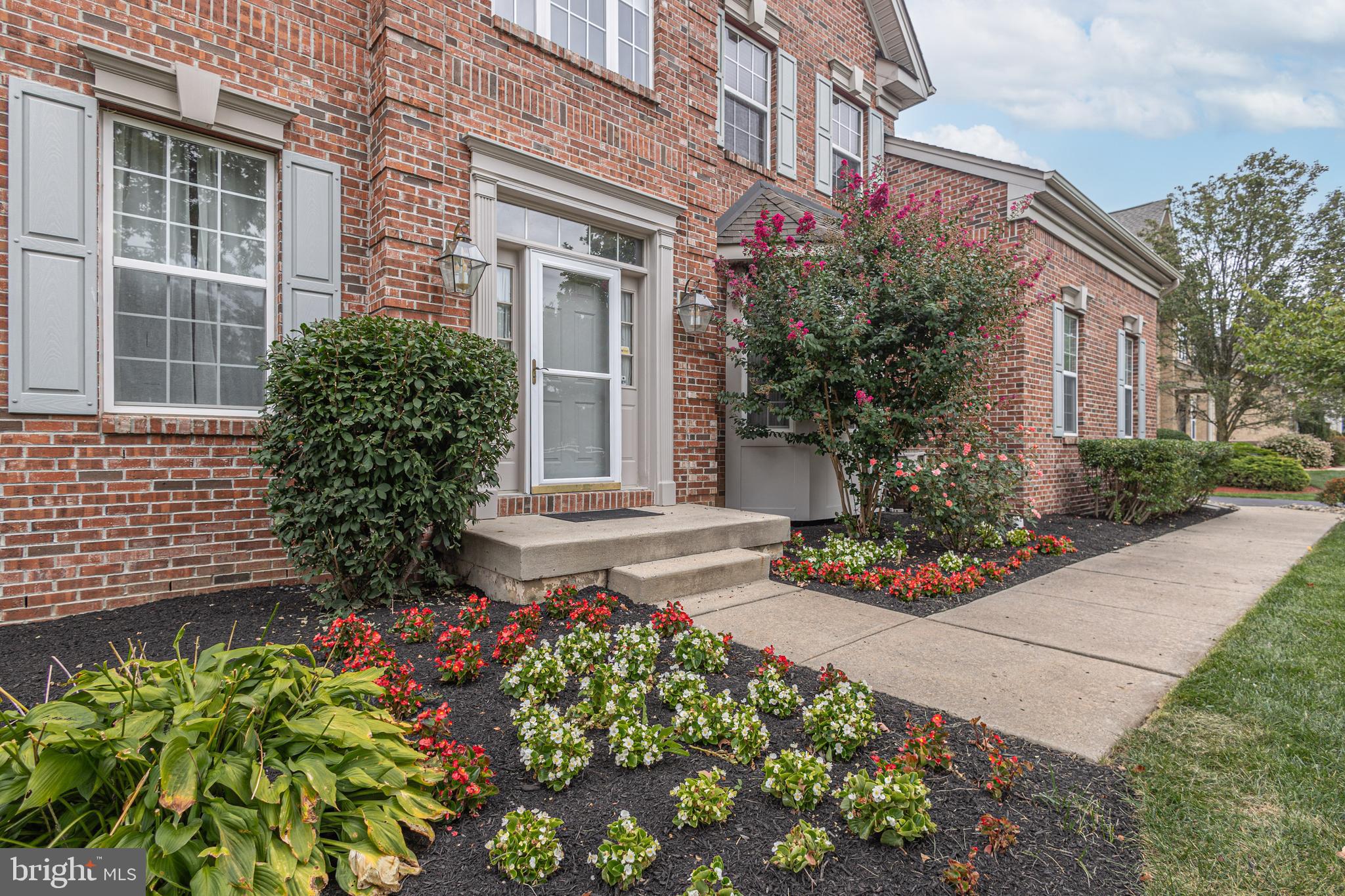 DEVONSHIRE ESTATES - Residential