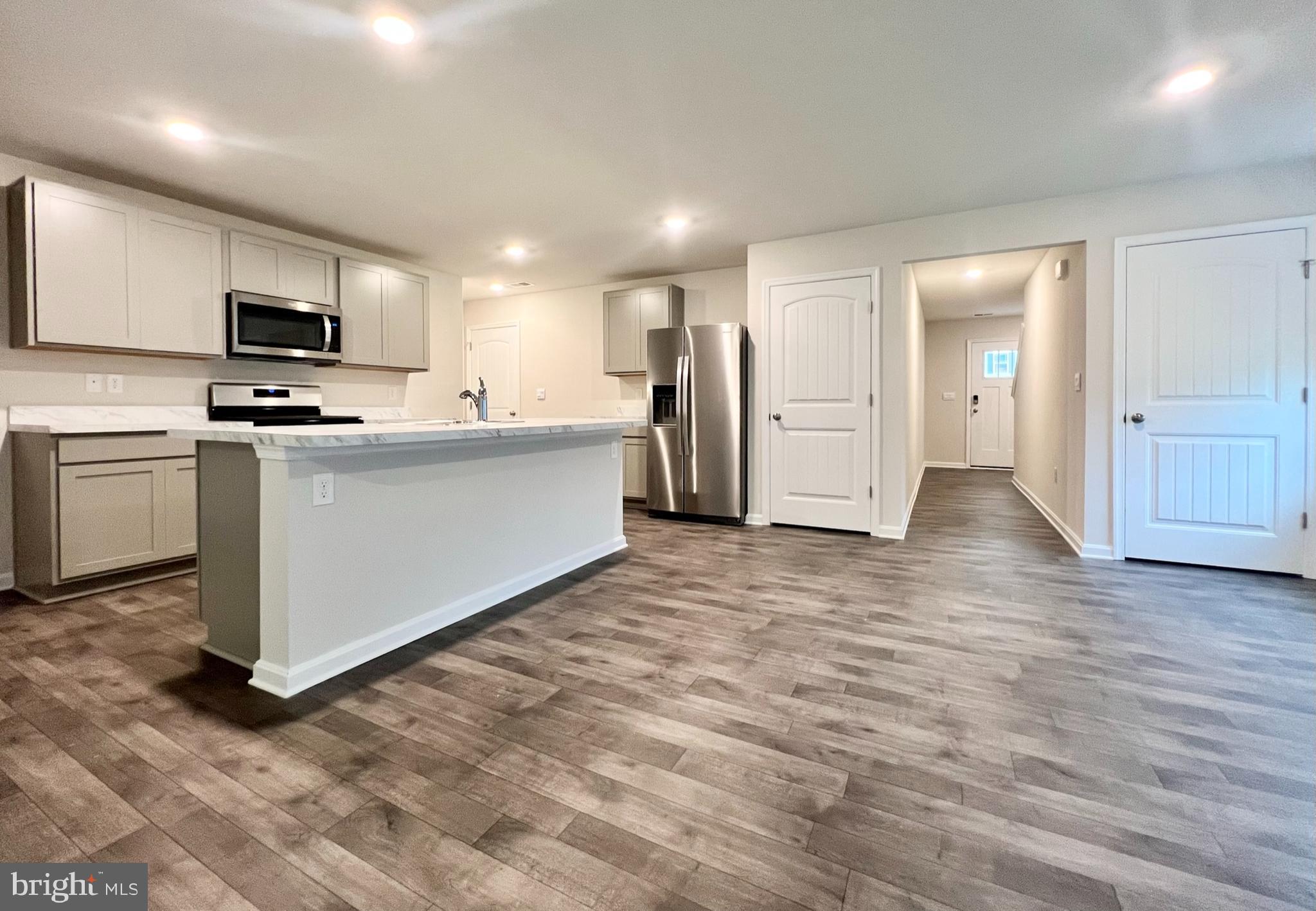 21329 COTTAGE COURT