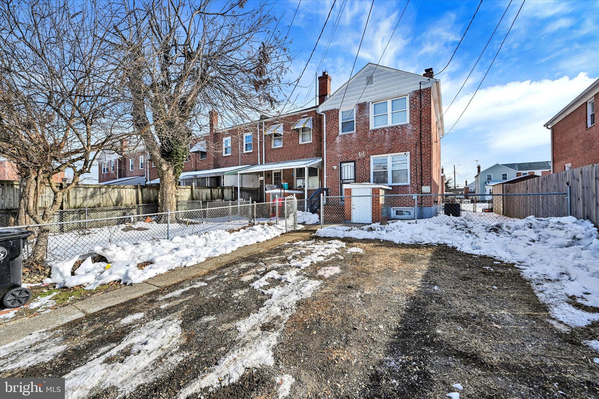 DUNDALK VILLAGE - Residential