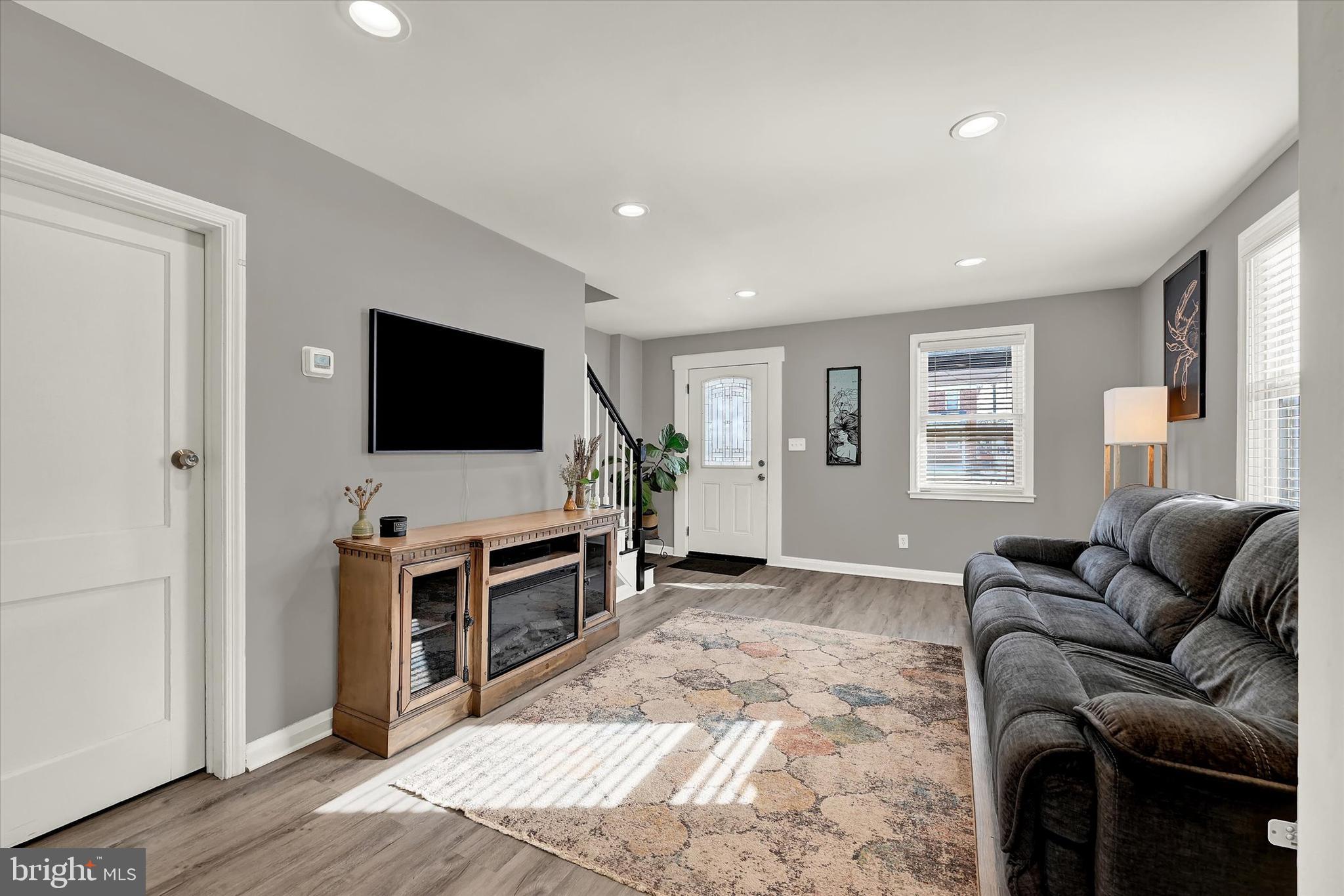 DUNDALK VILLAGE - Residential