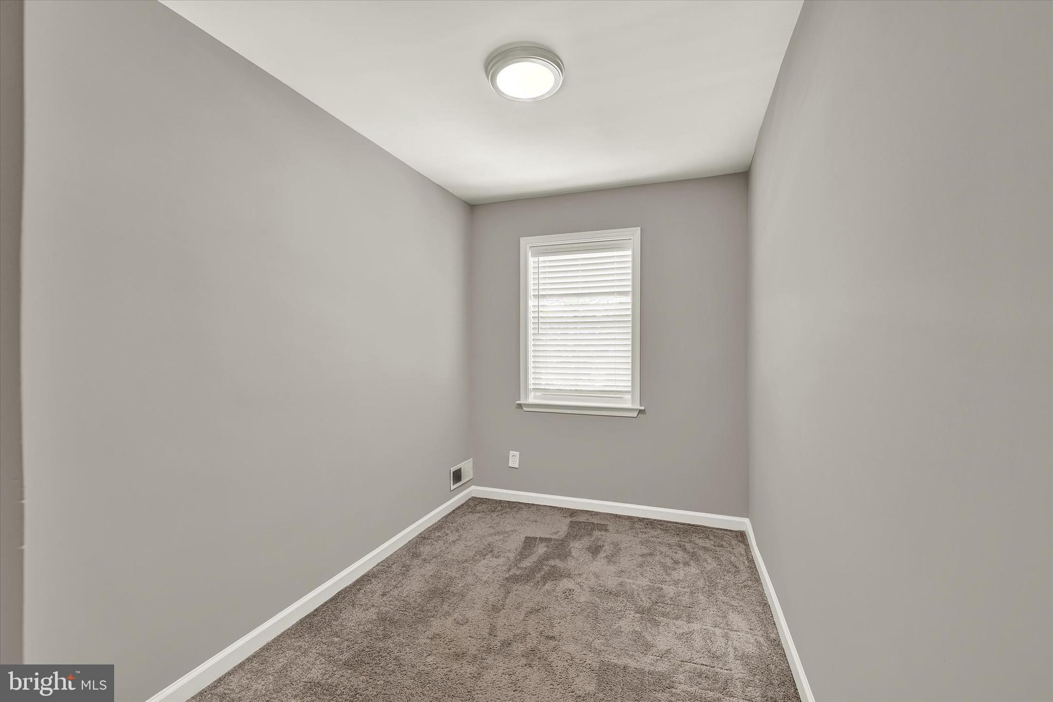 DUNDALK VILLAGE - Residential