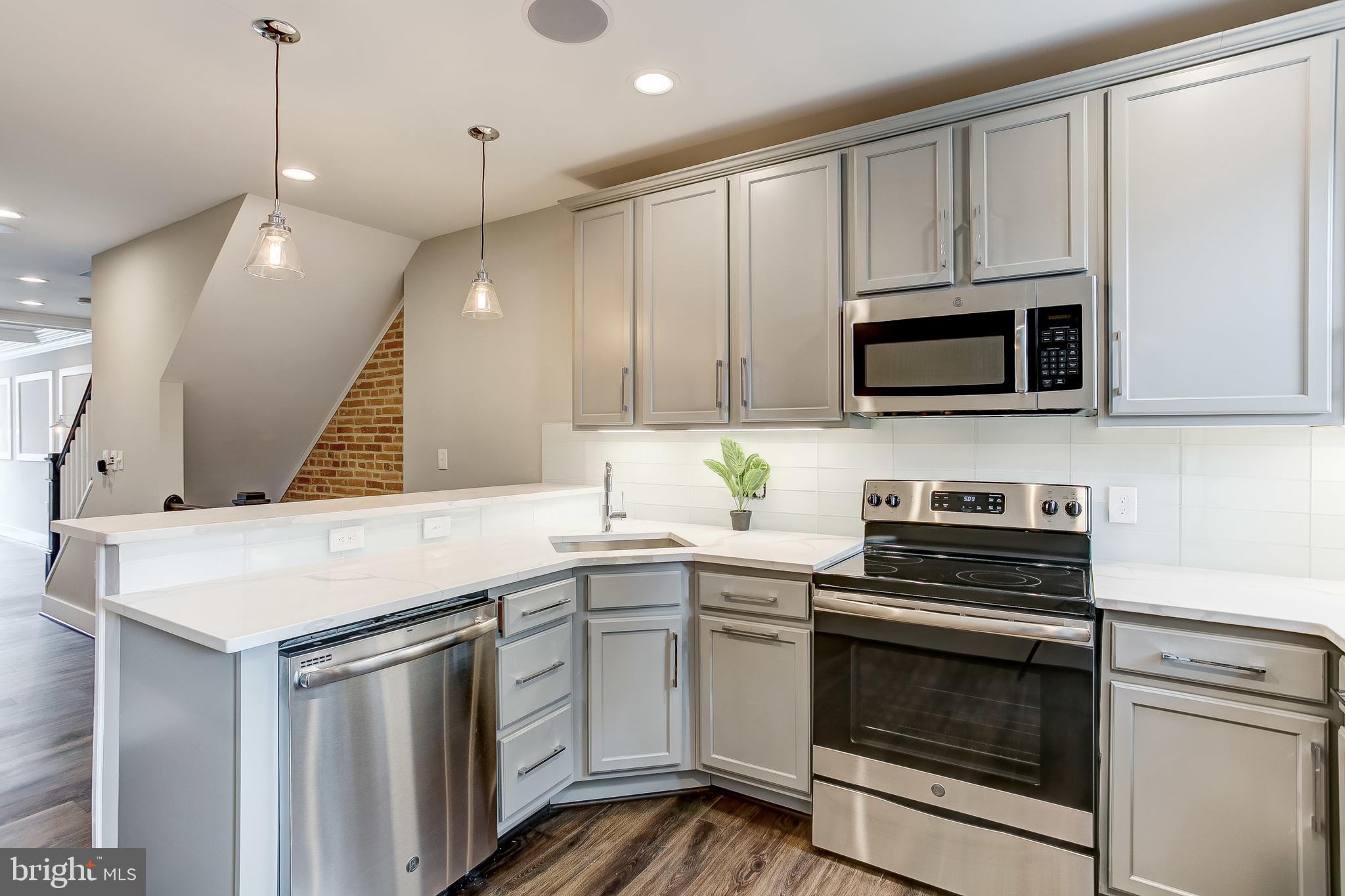 FEDERAL HILL HISTORIC DISTRICT - Residential Lease