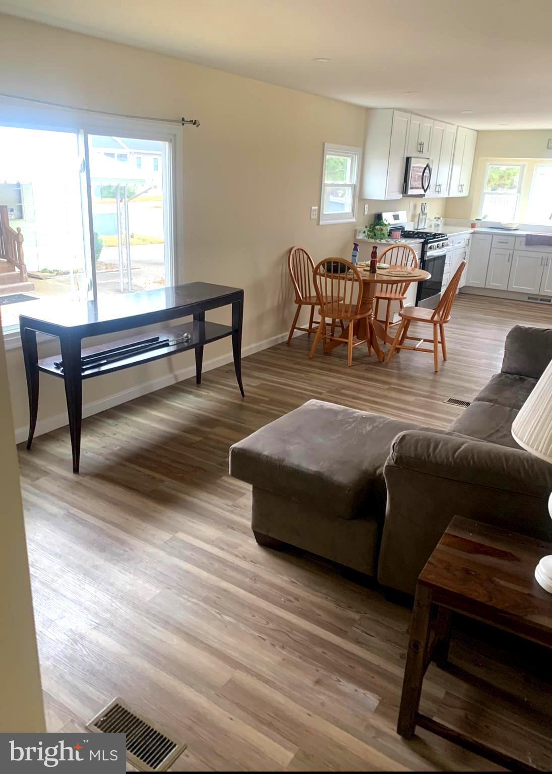 MONTEGO BAY - Residential Lease