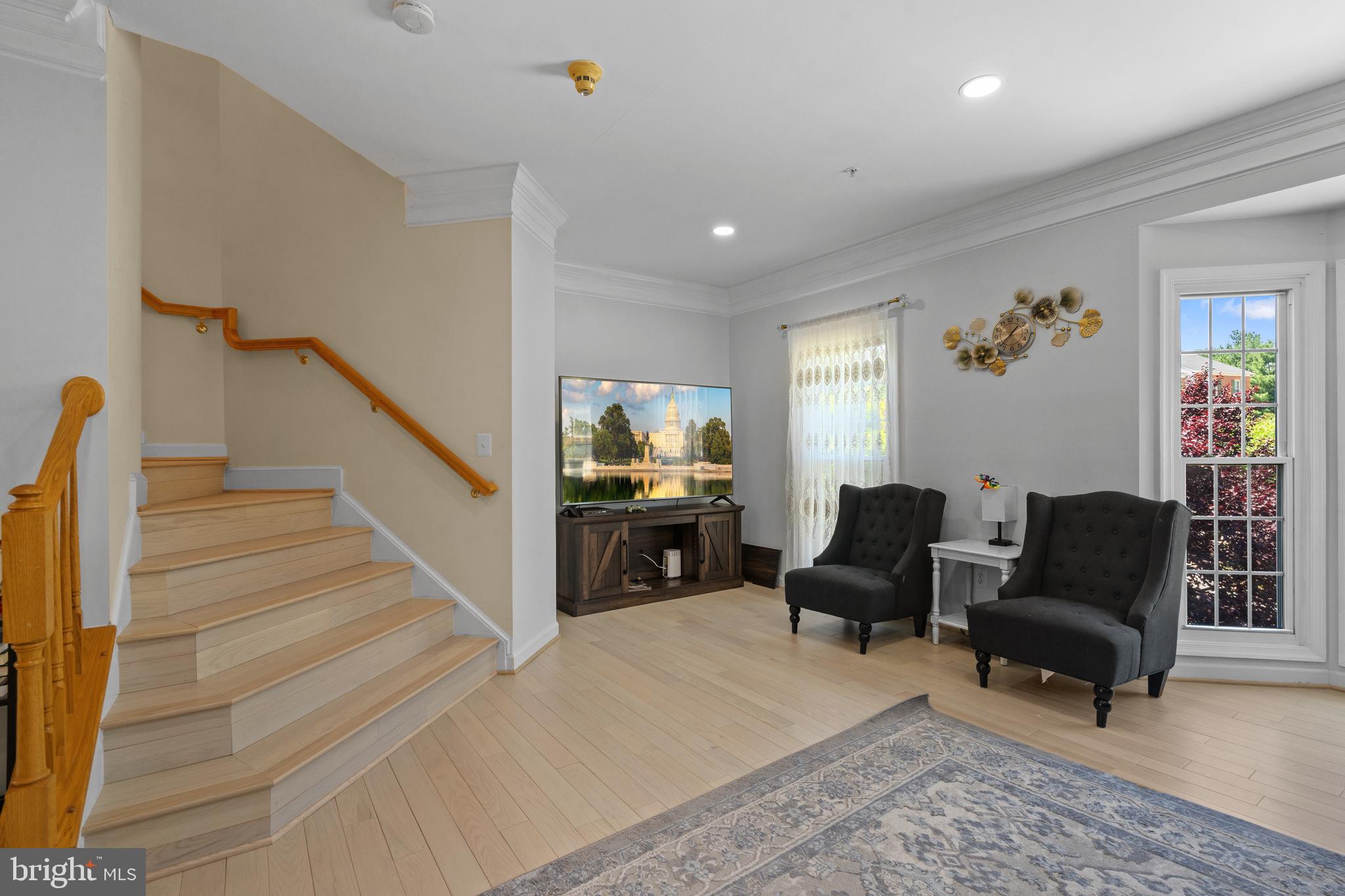 5917 FOX GLEN COURT