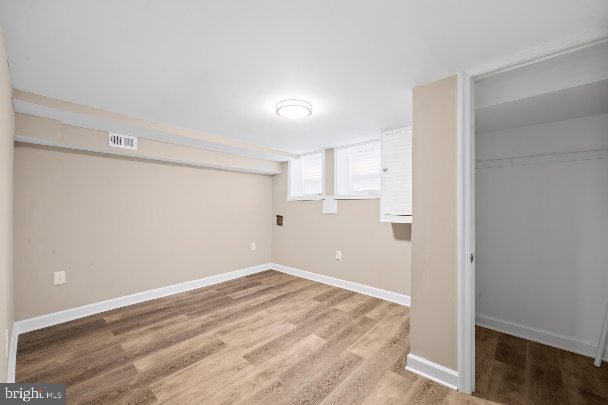 OLIVER - Residential