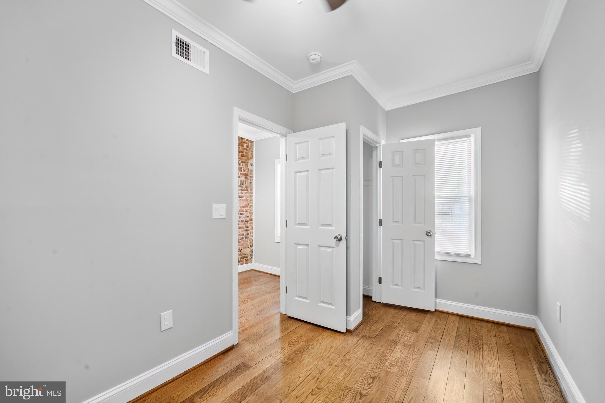 OLIVER - Residential