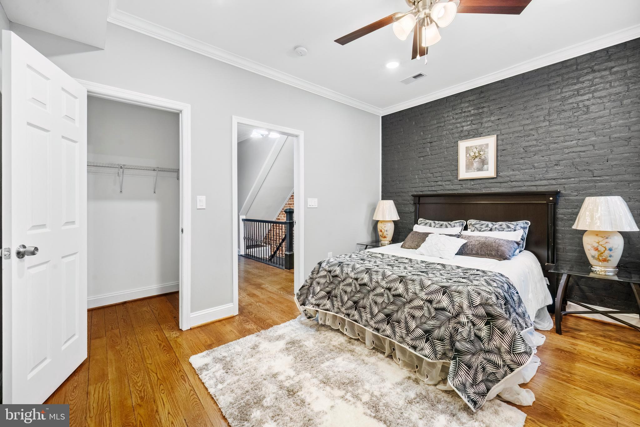 OLIVER - Residential