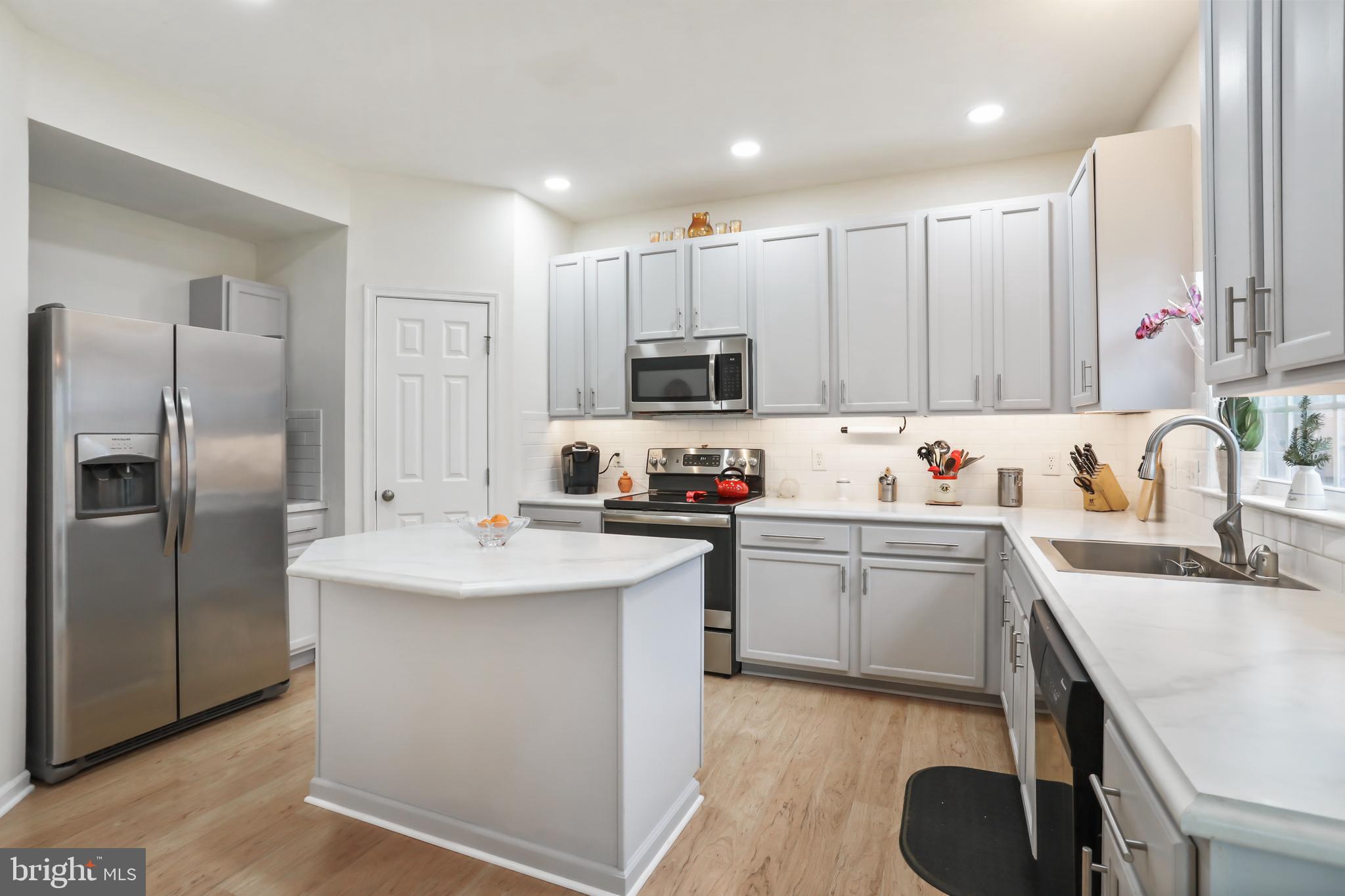 MADDEX FARM - Residential