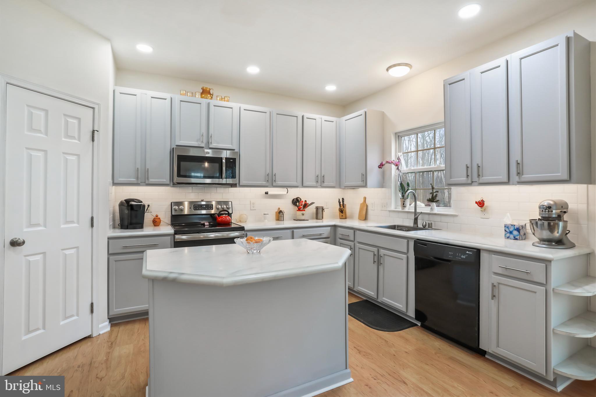 MADDEX FARM - Residential